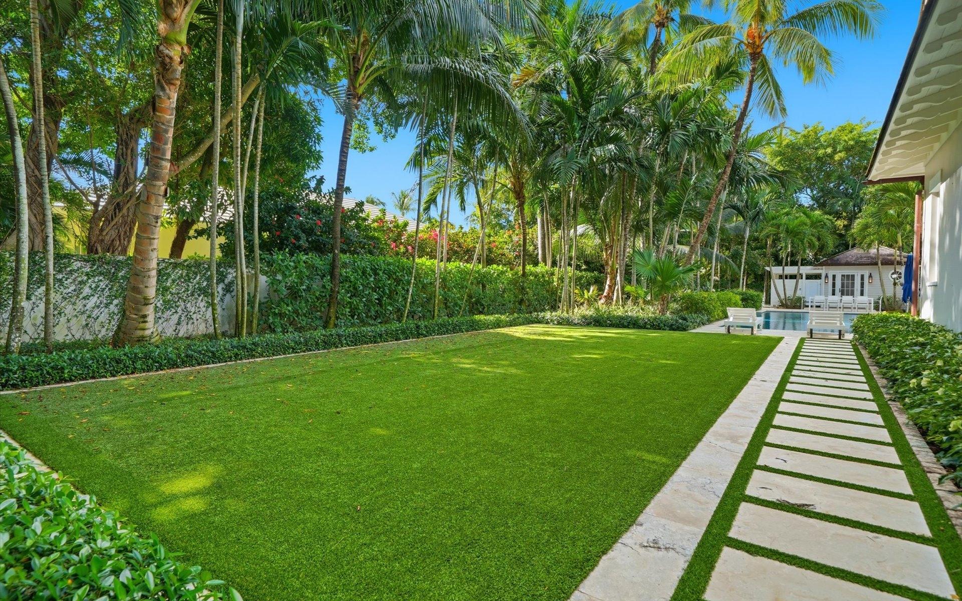 CARLEA HOUSE, CHELSEA PL