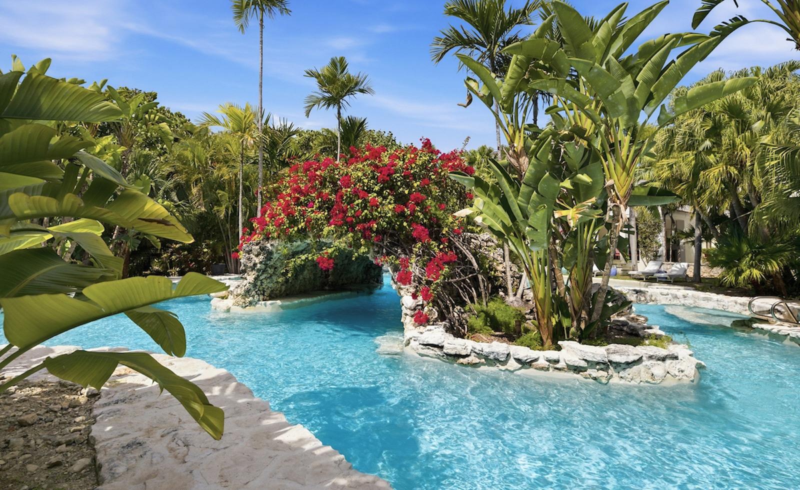 KILKEE HOUSE, PARADISE IS