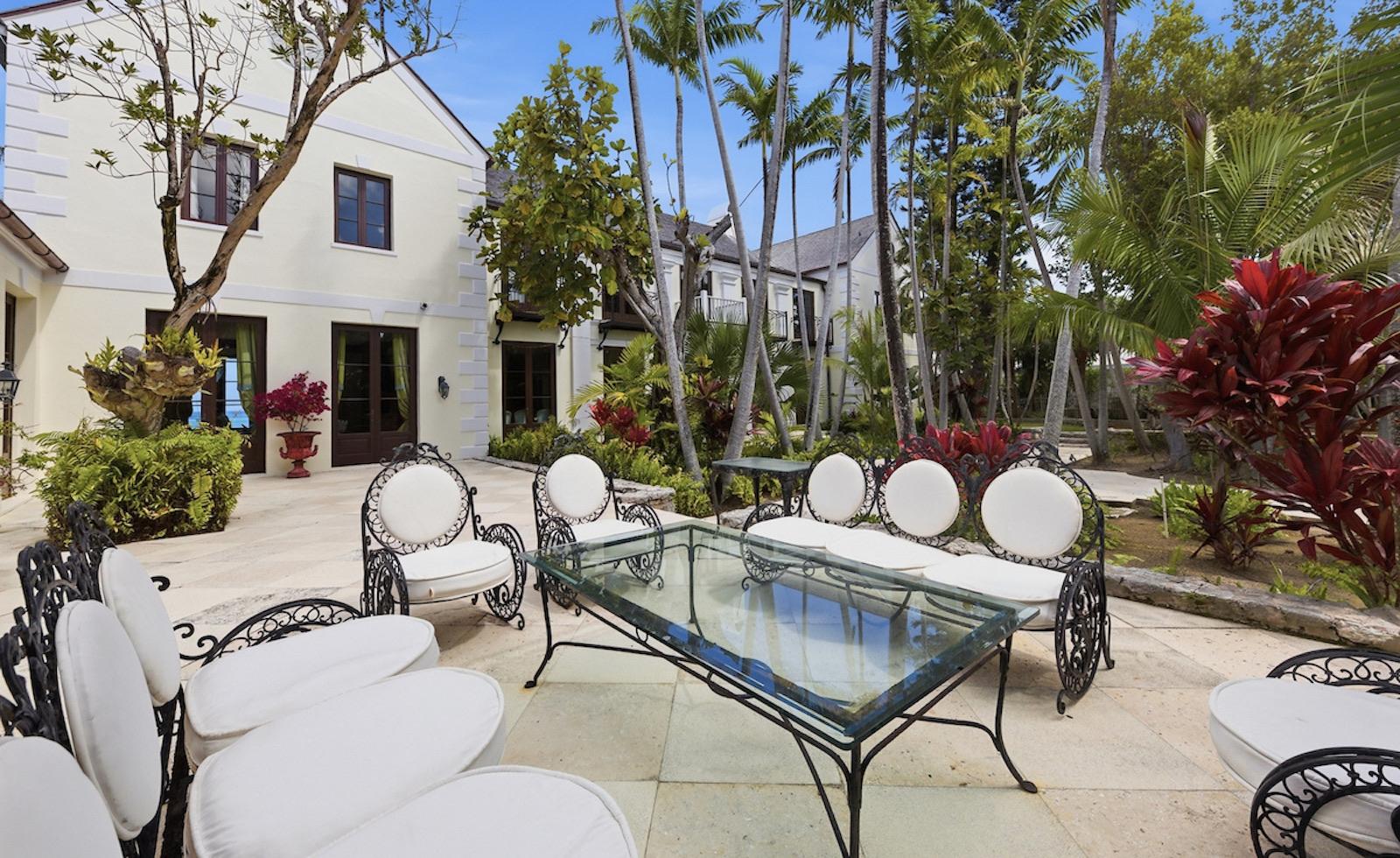 KILKEE HOUSE, PARADISE IS