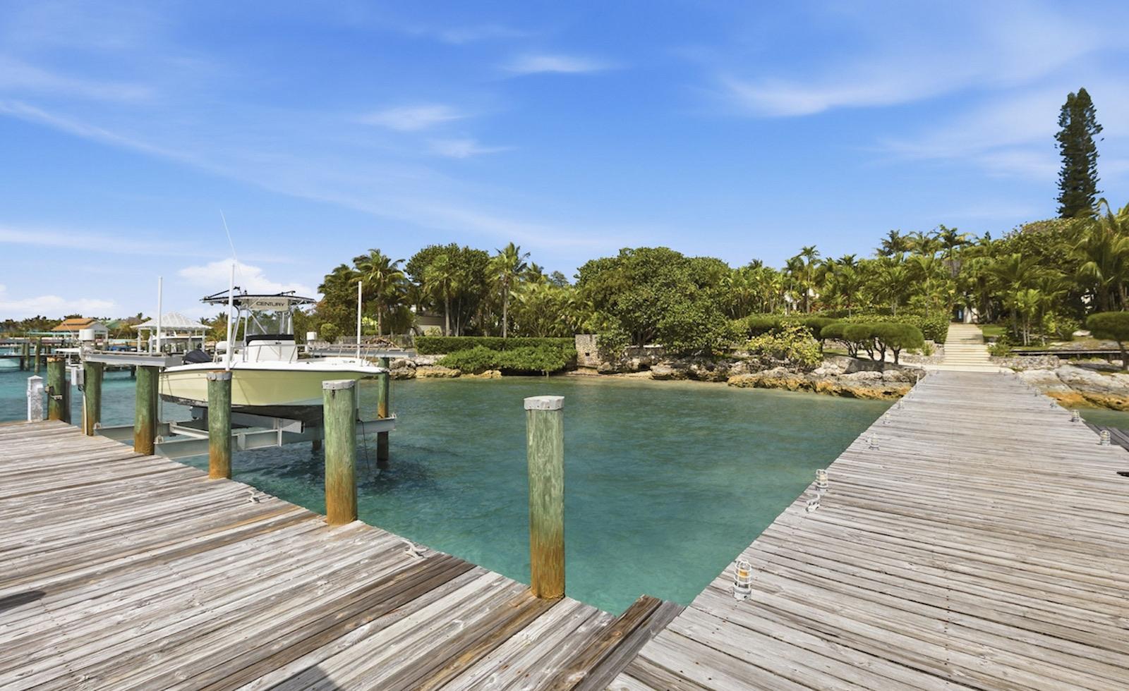 KILKEE HOUSE, PARADISE IS