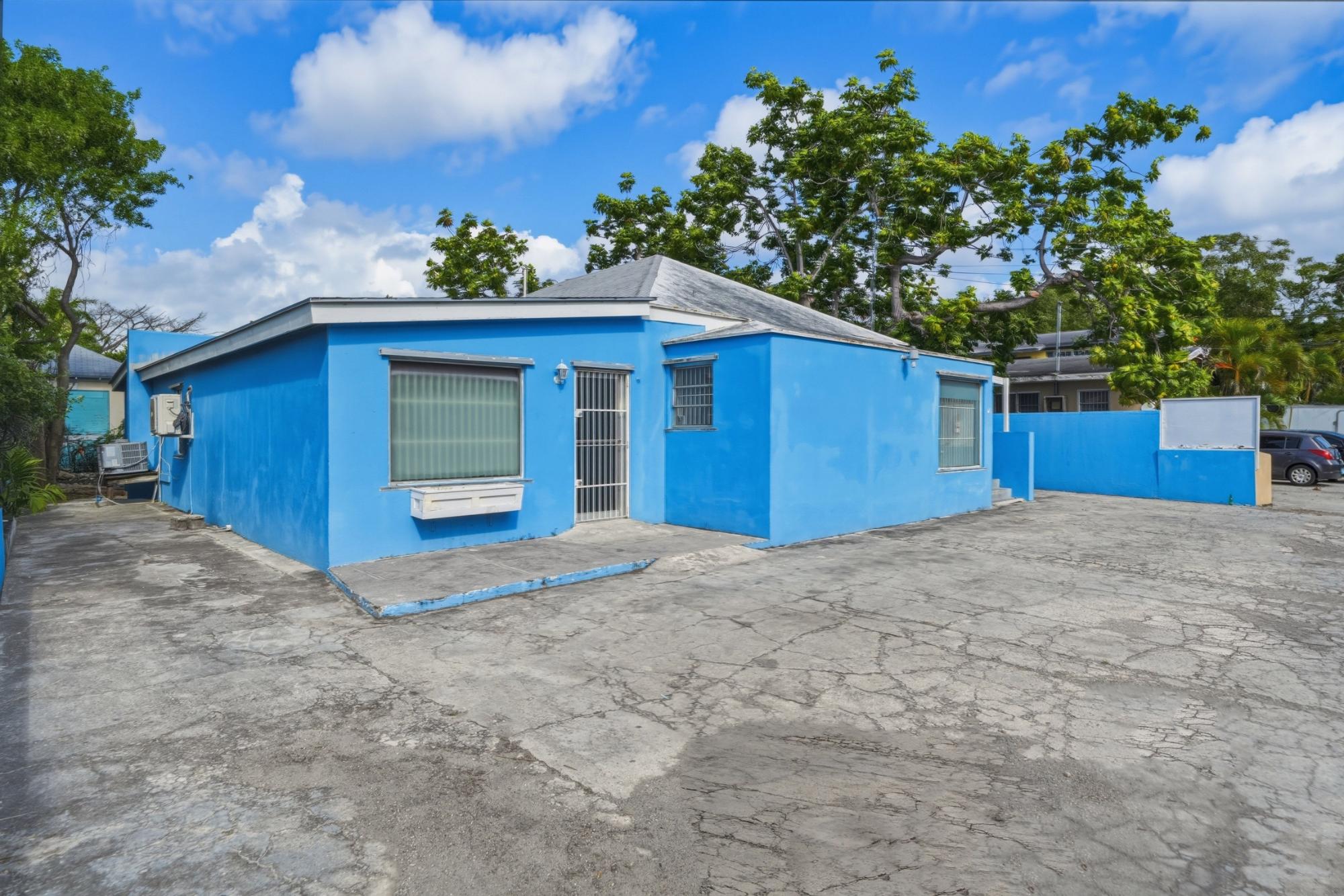 58 MONTROSE AVENUE
