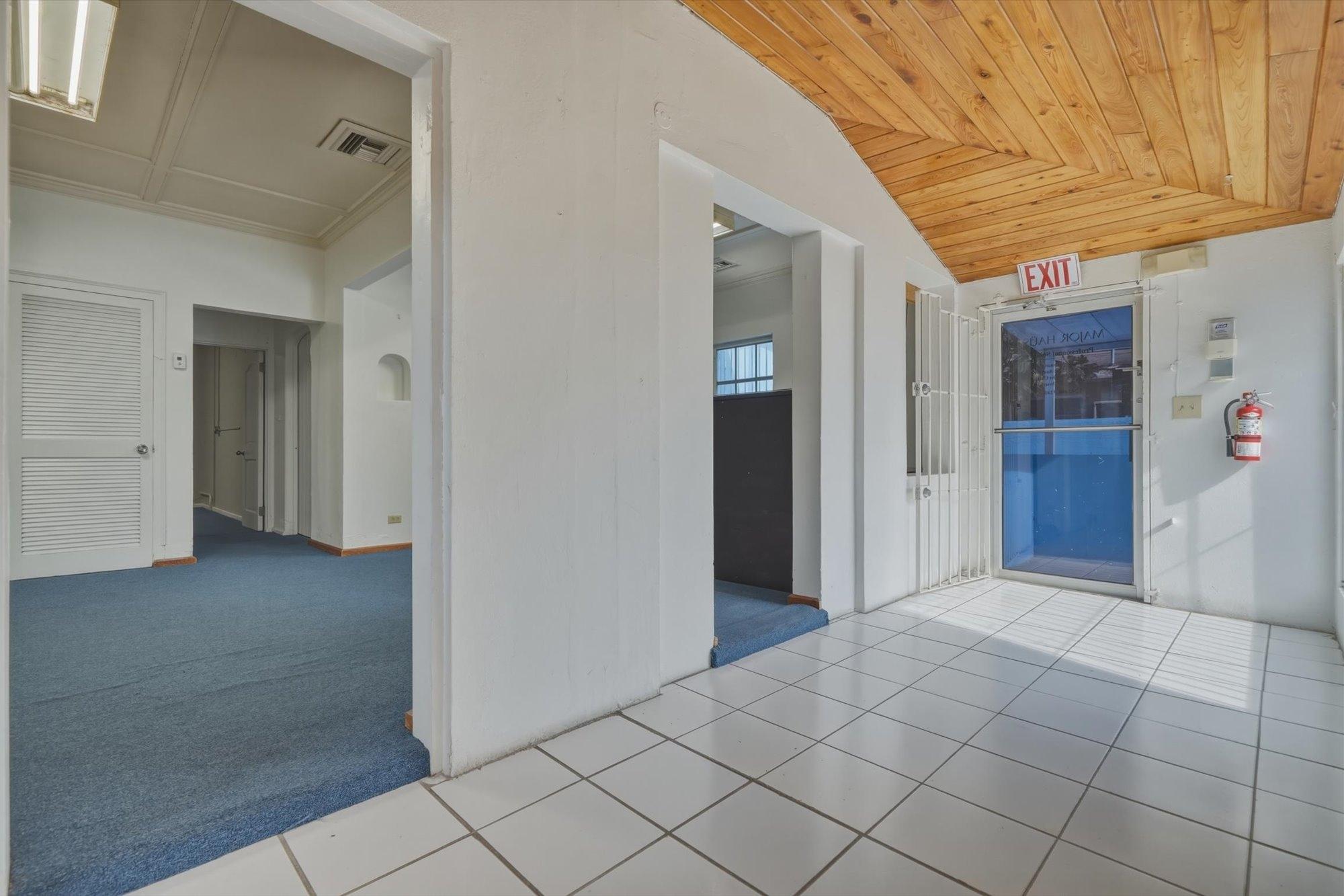 58 MONTROSE AVENUE