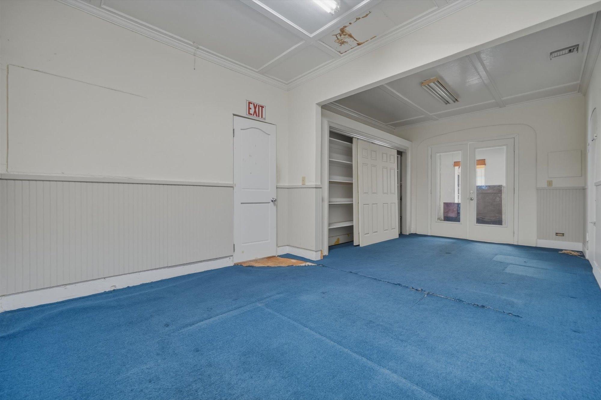 58 MONTROSE AVENUE