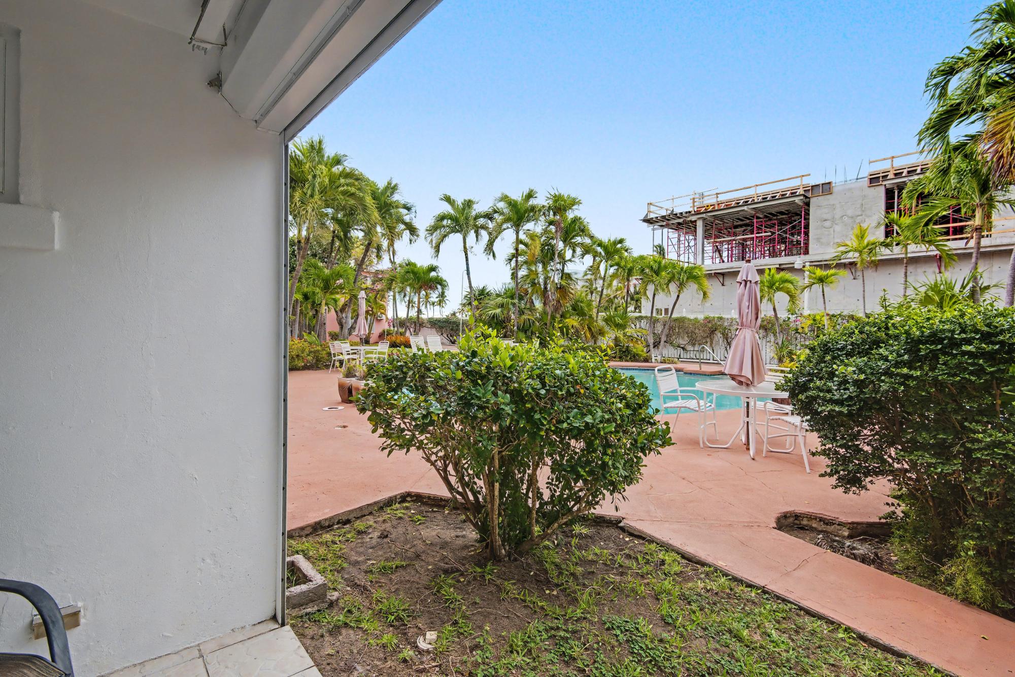 TOWERS OF CABLE BEACH
