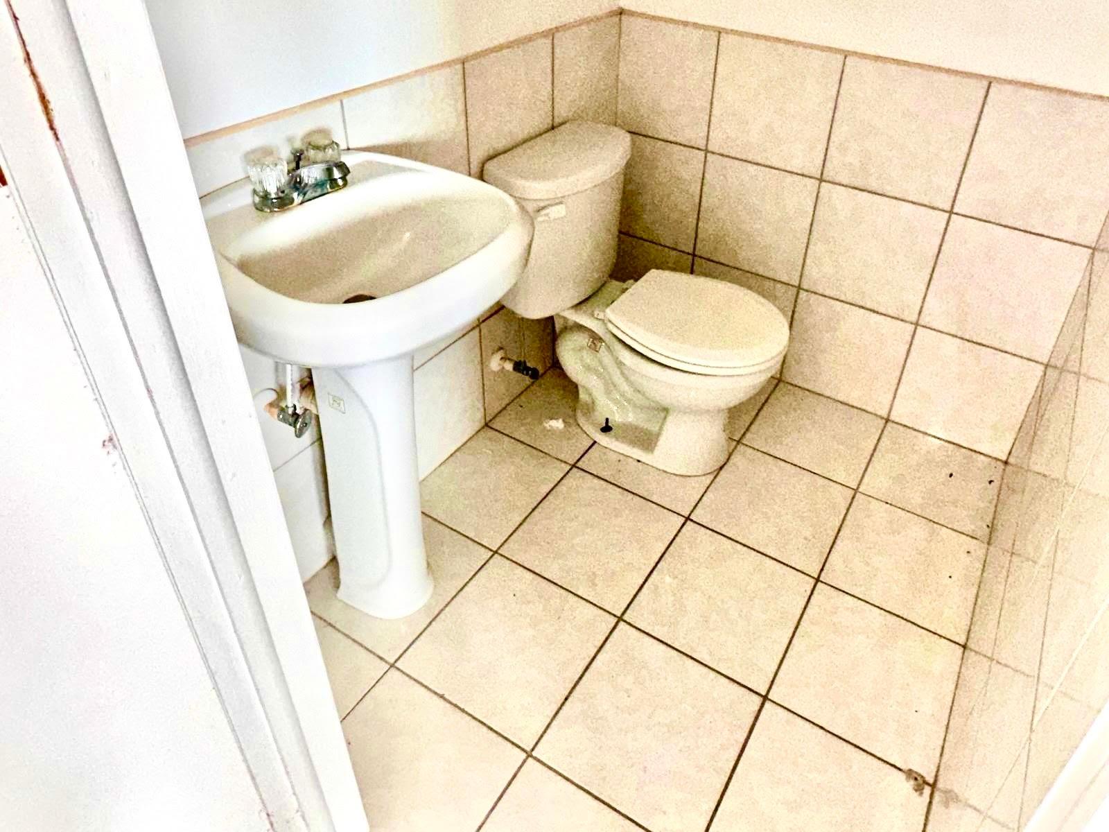 COWPEN ROAD RENTAL AT RIGBY PLAZA