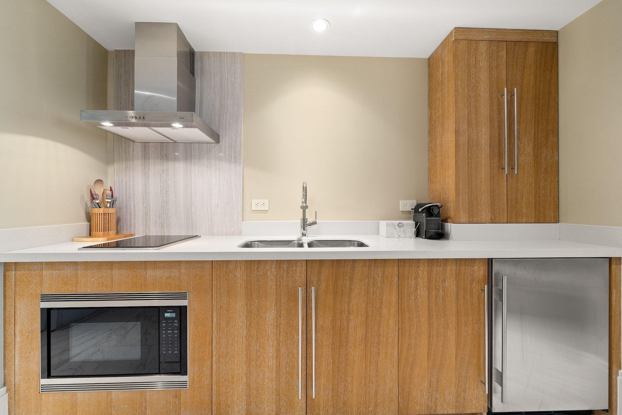 ROSEWOOD 710 / 711/ 712