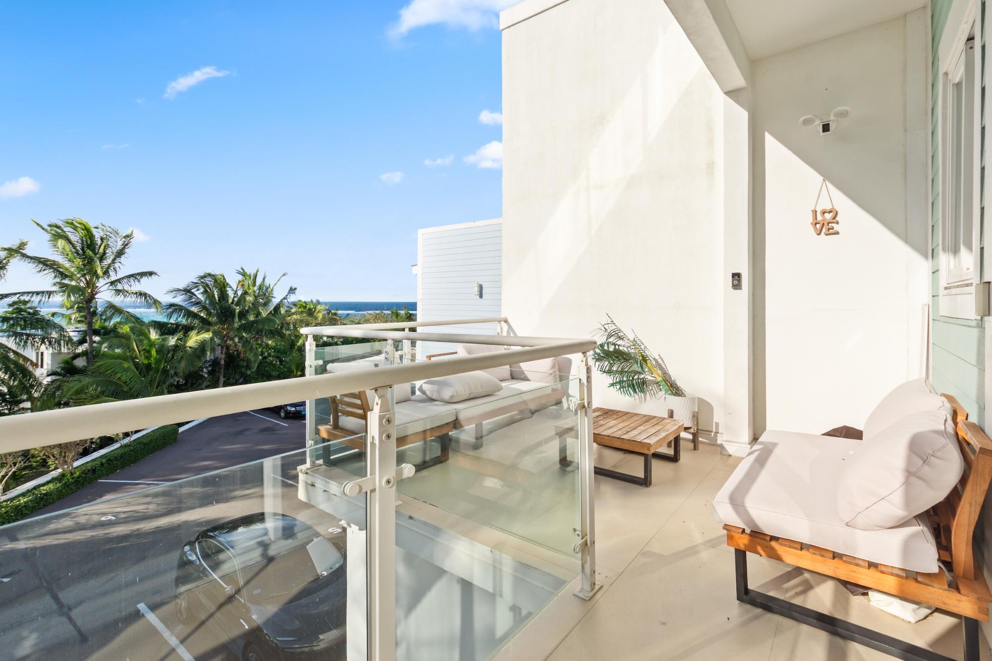 UNIT 5 MIRAMAR WEST