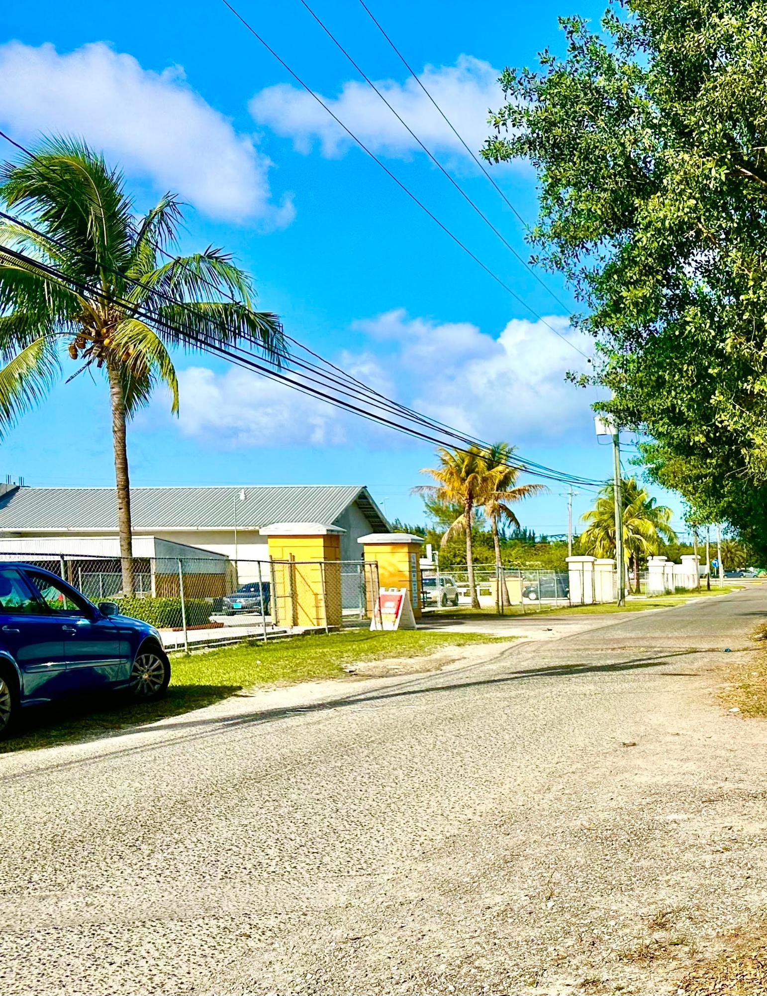 TONIQUE WILLIAMS-DARLING PARCEL 5 — 5.608 ACRES