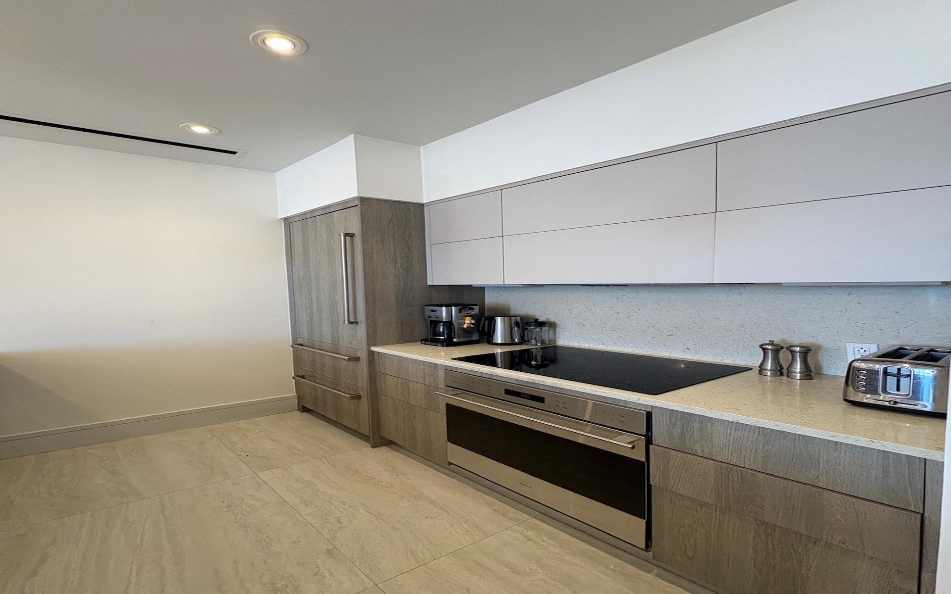 STERLING COMMONS EAST