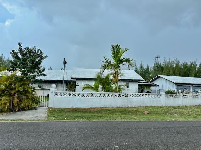 Canalfront Home