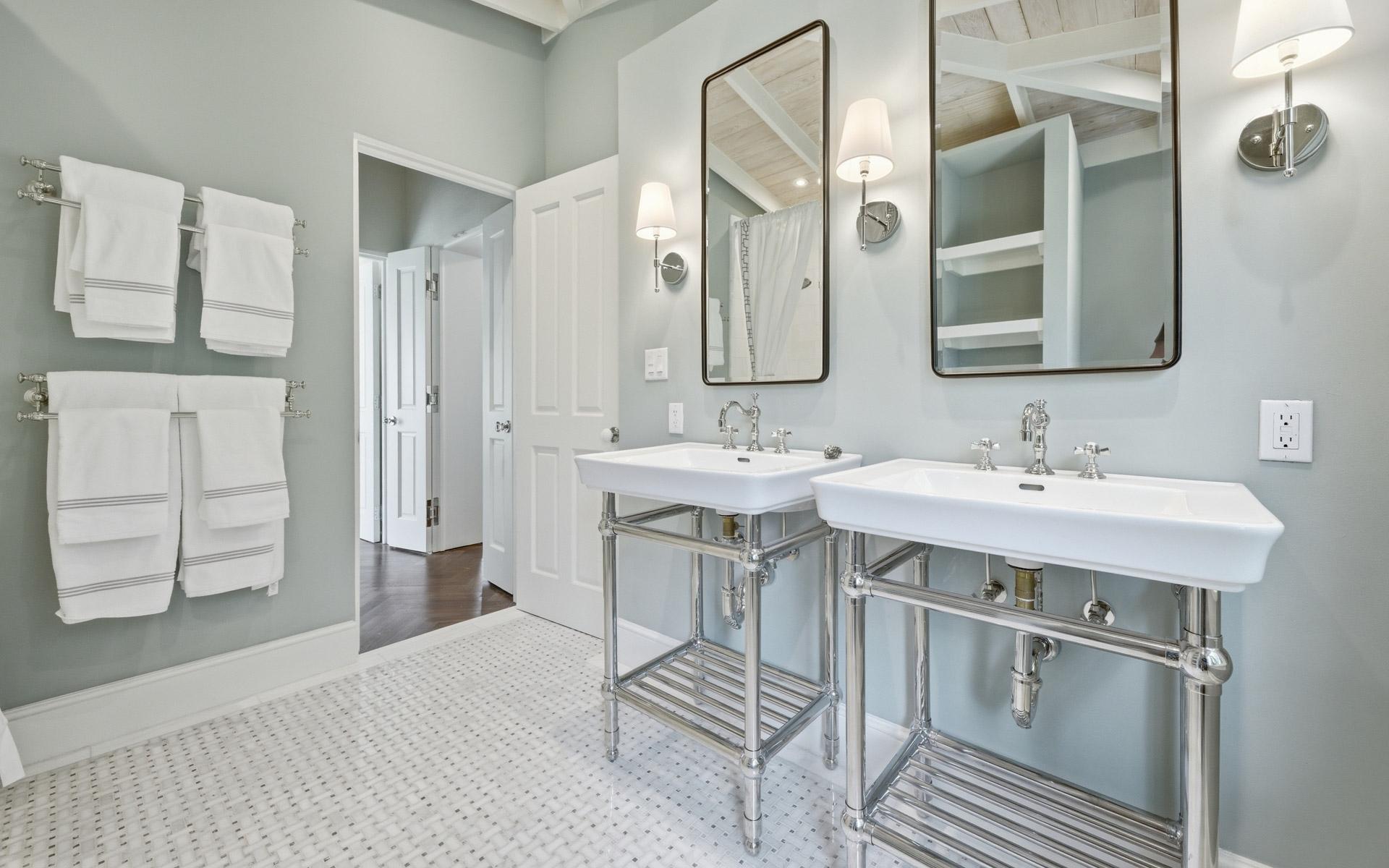 LOT A, COCONUT POINT