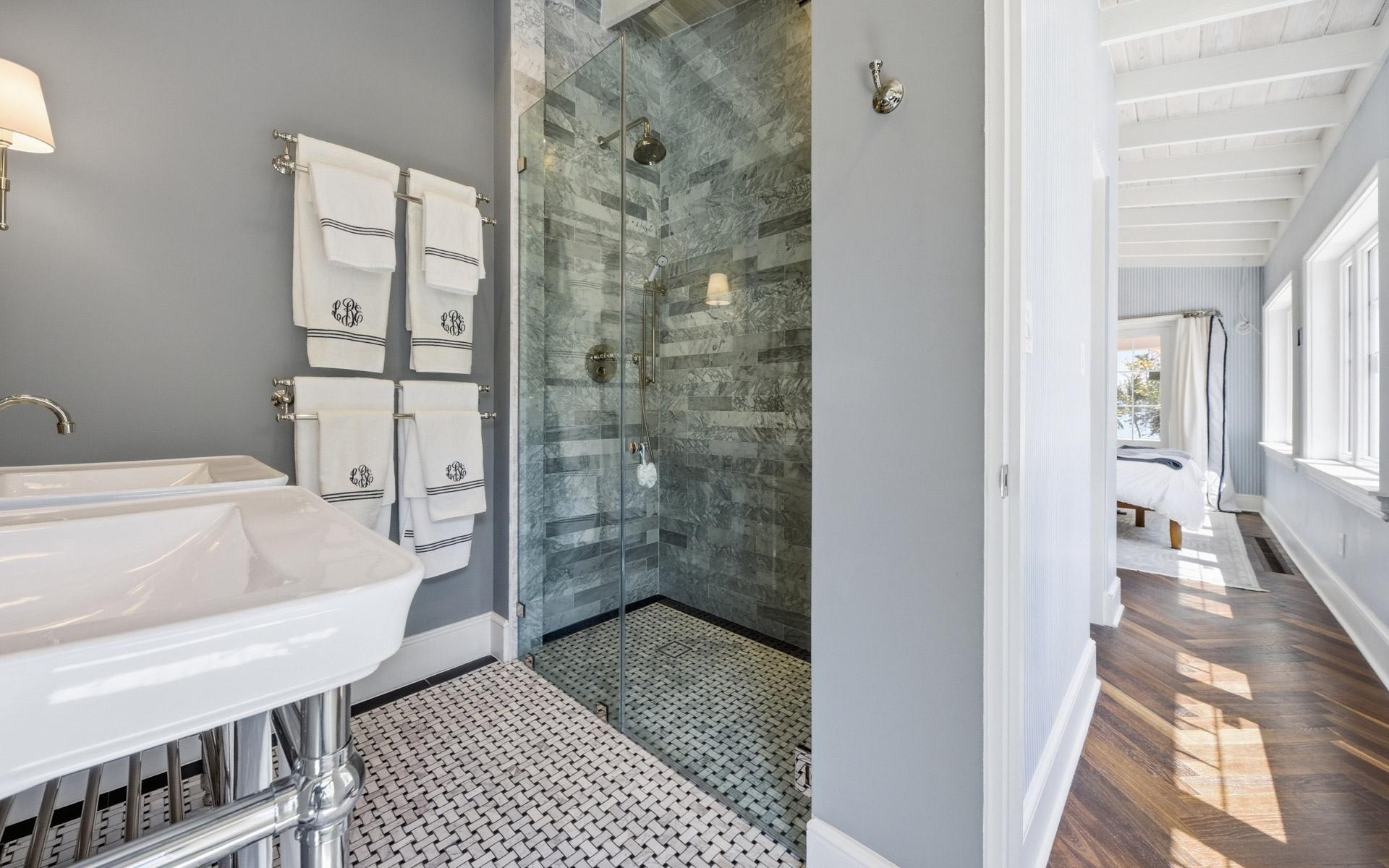 LOT A, COCONUT POINT