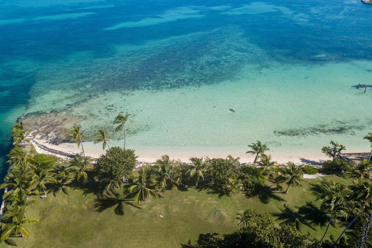 LOT A, COCONUT POINT