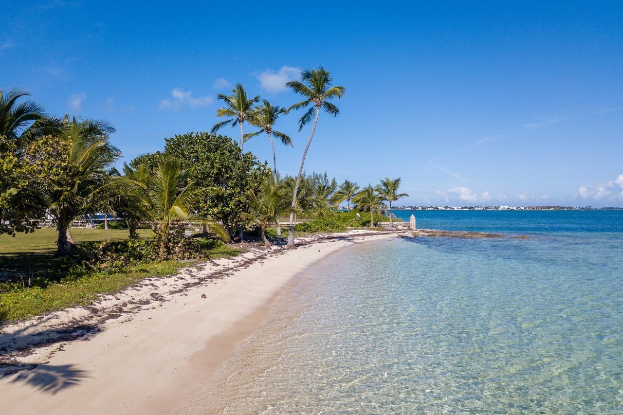 LOT A, COCONUT POINT