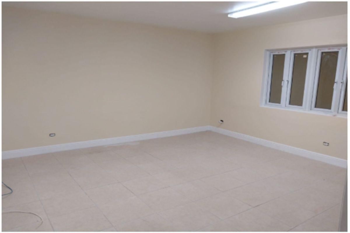 STAPLEDON EXECUTIVE SUITE