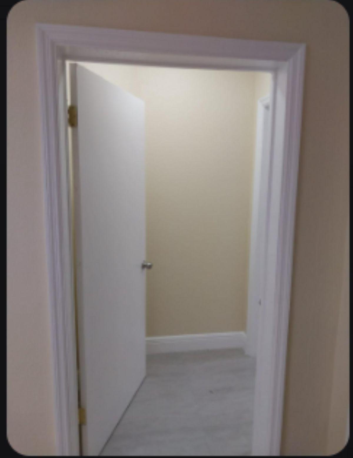 STAPLEDON EXECUTIVE SUITE