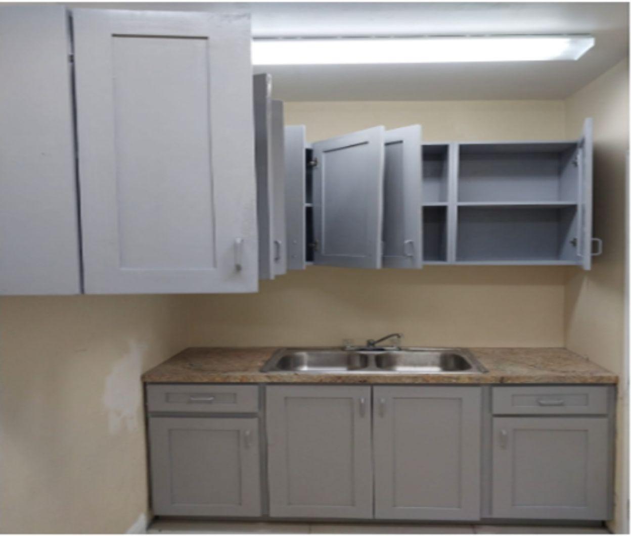 STAPLEDON EXECUTIVE SUITE