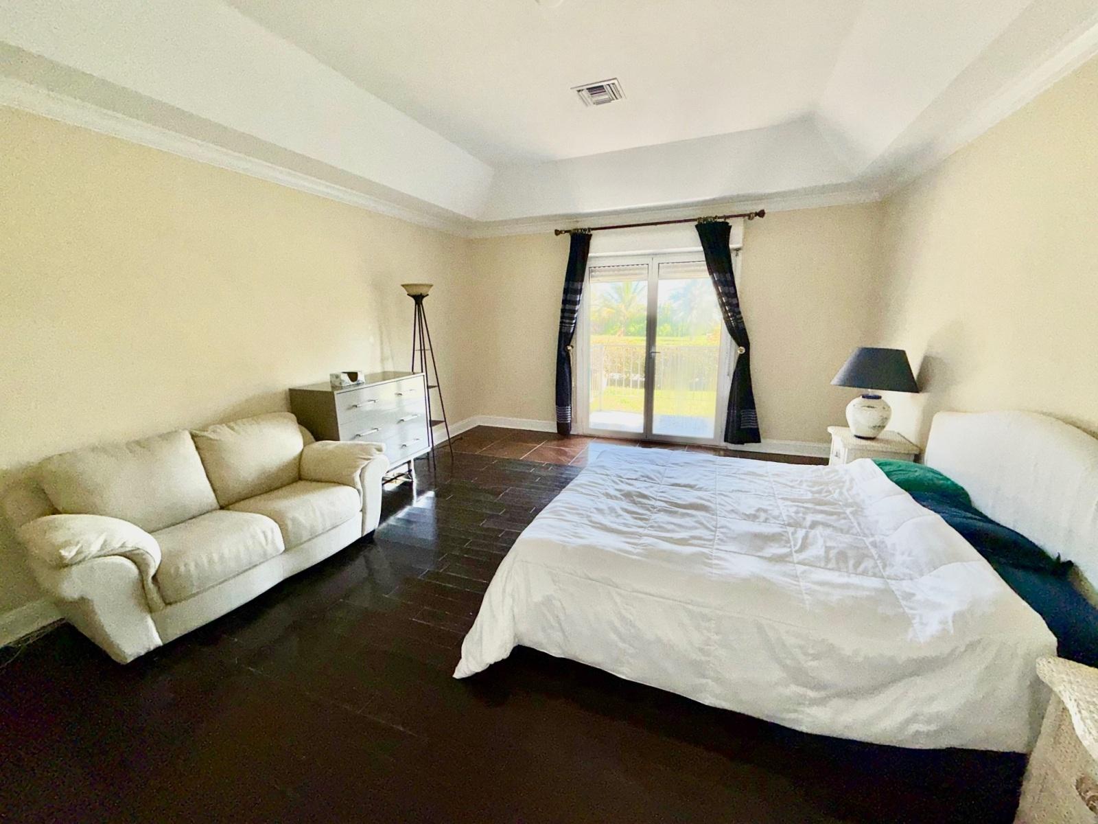 FORTUNE BAY BEACHFRONT