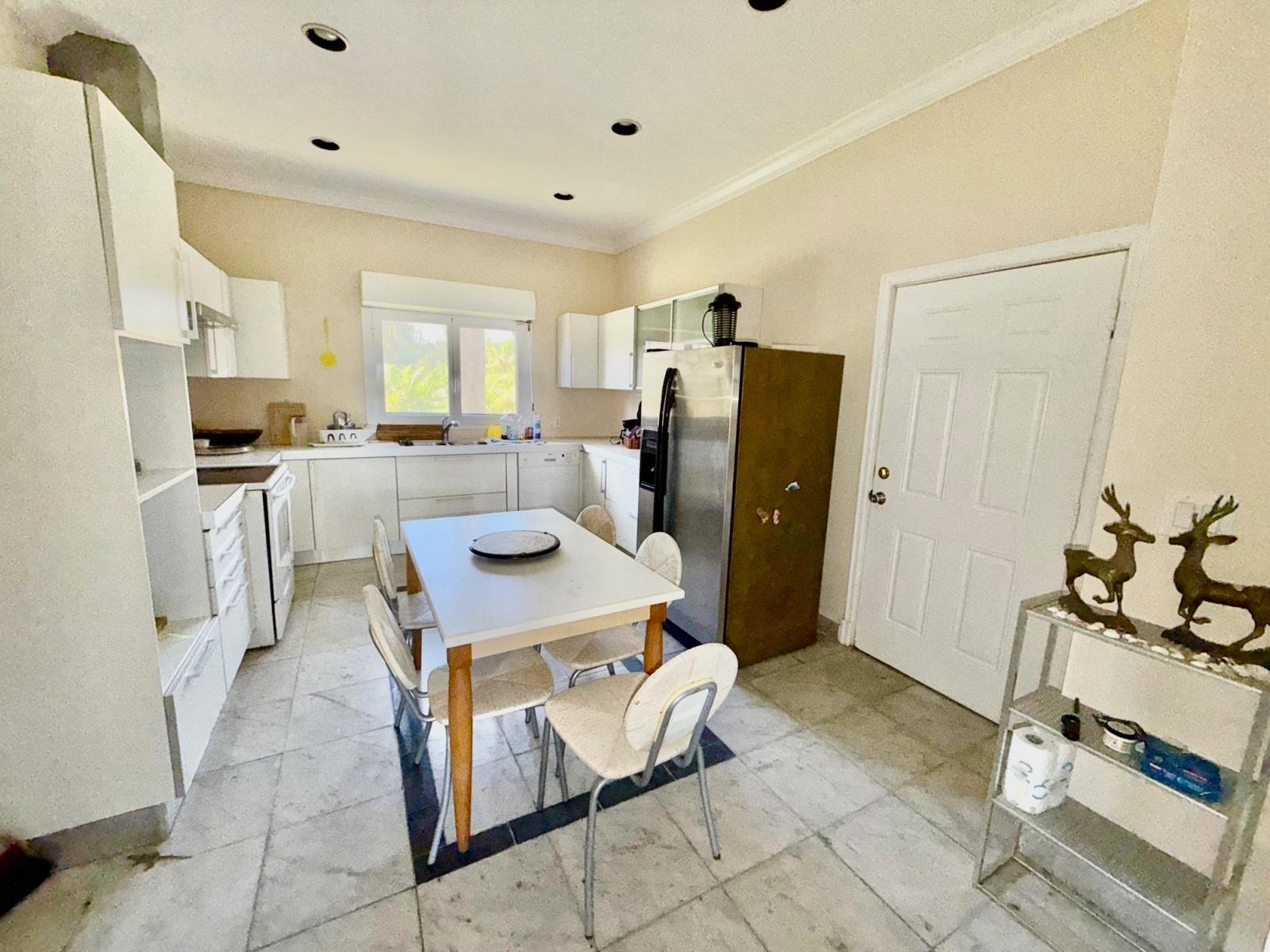 FORTUNE BAY BEACHFRONT