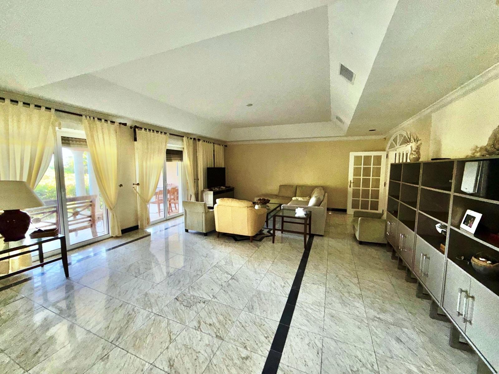 FORTUNE BAY BEACHFRONT