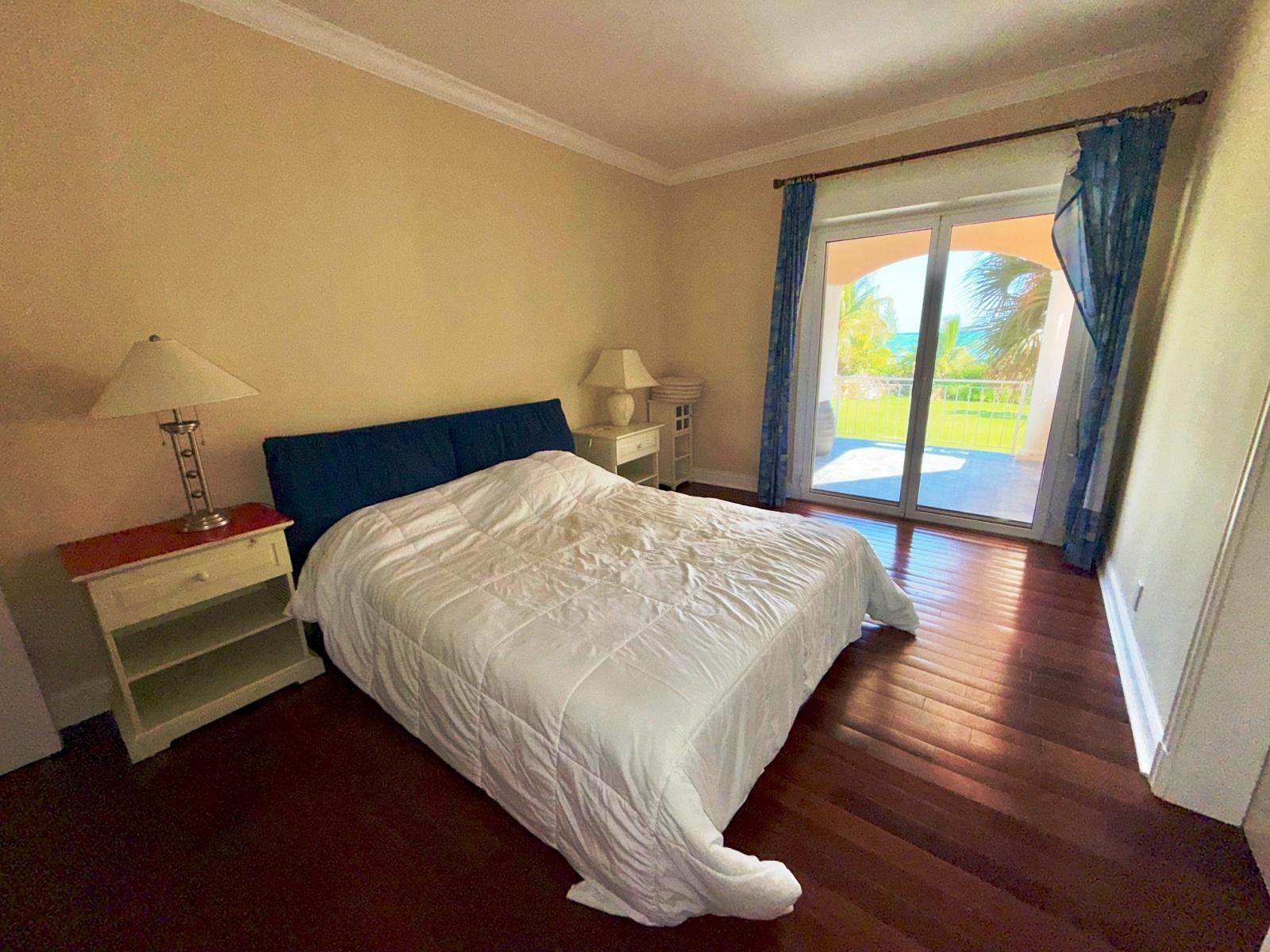 FORTUNE BAY BEACHFRONT