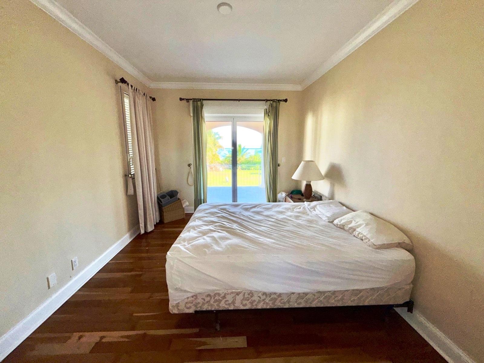 FORTUNE BAY BEACHFRONT