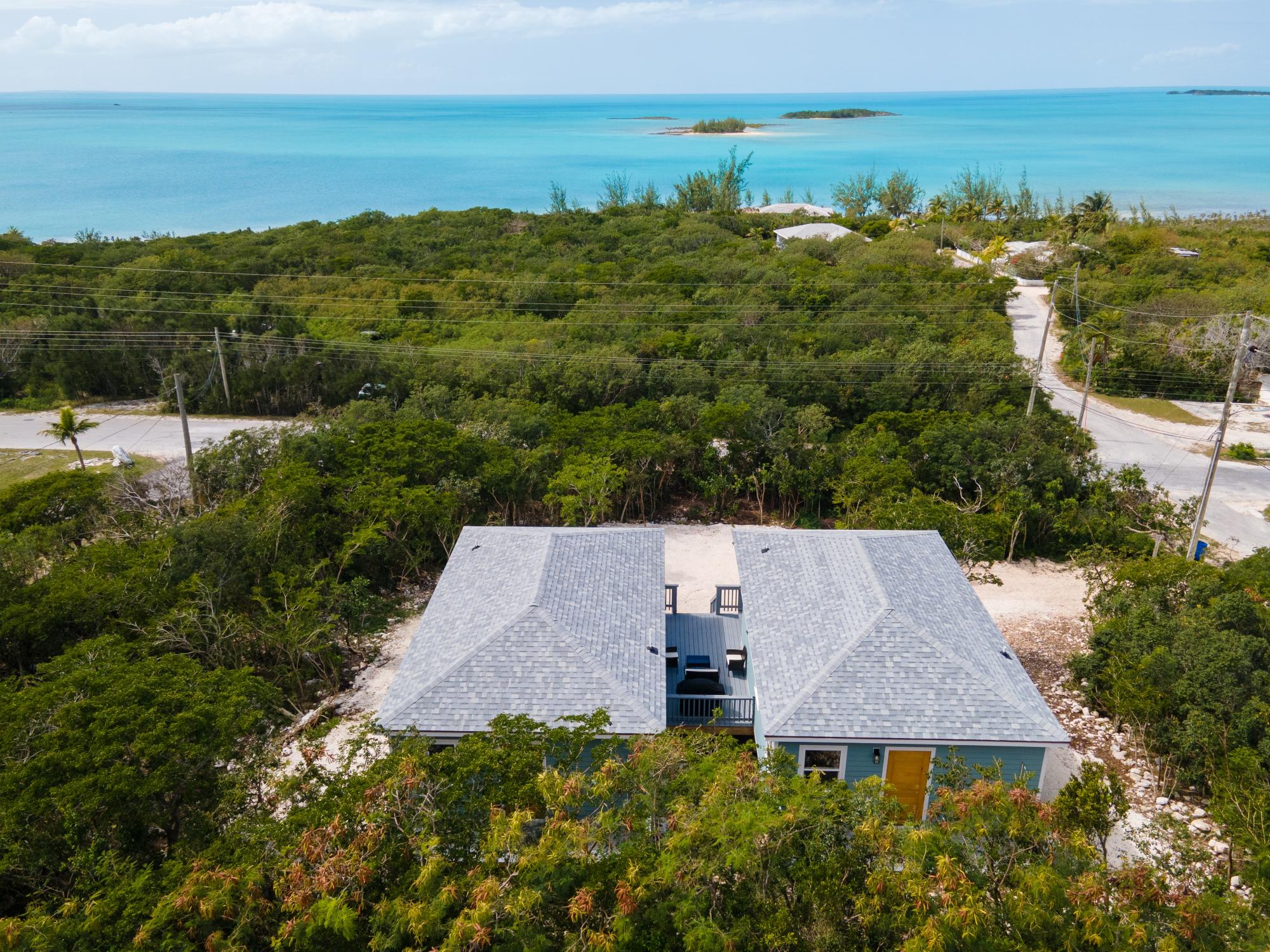 LignumVitae Hideaway