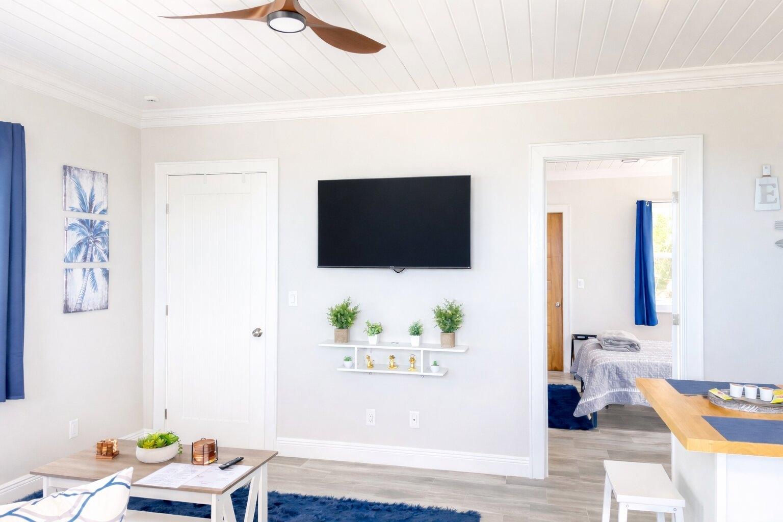 LignumVitae Hideaway