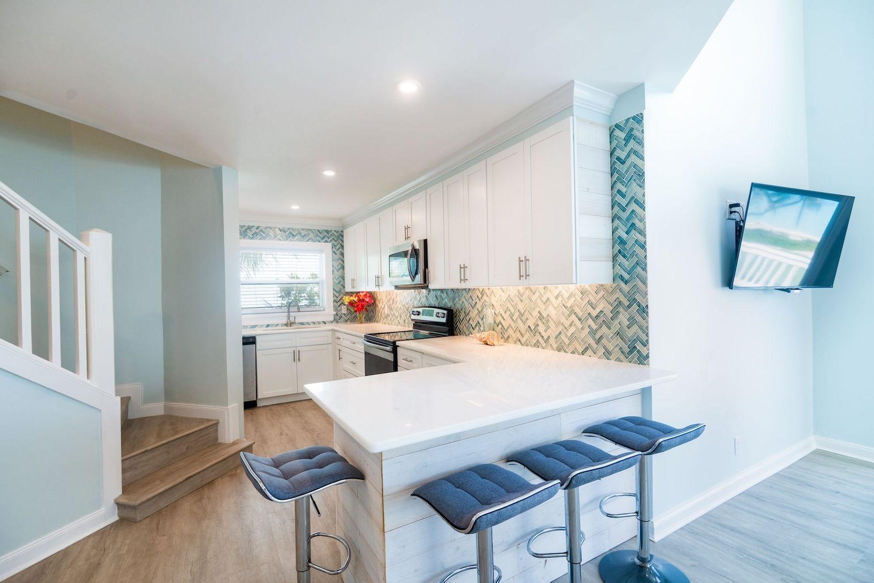 ROYAL POINCIANA 2611