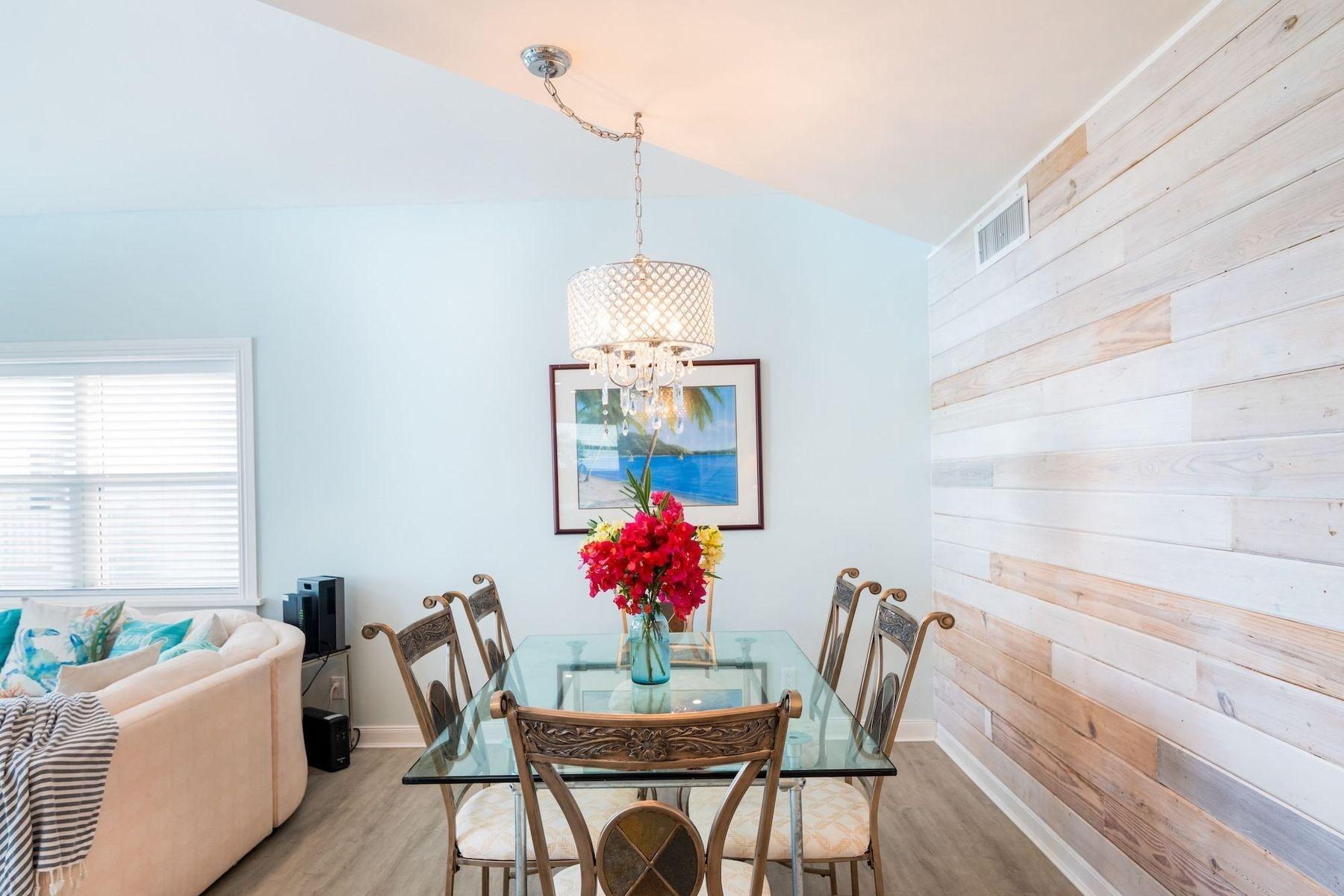 ROYAL POINCIANA 2611