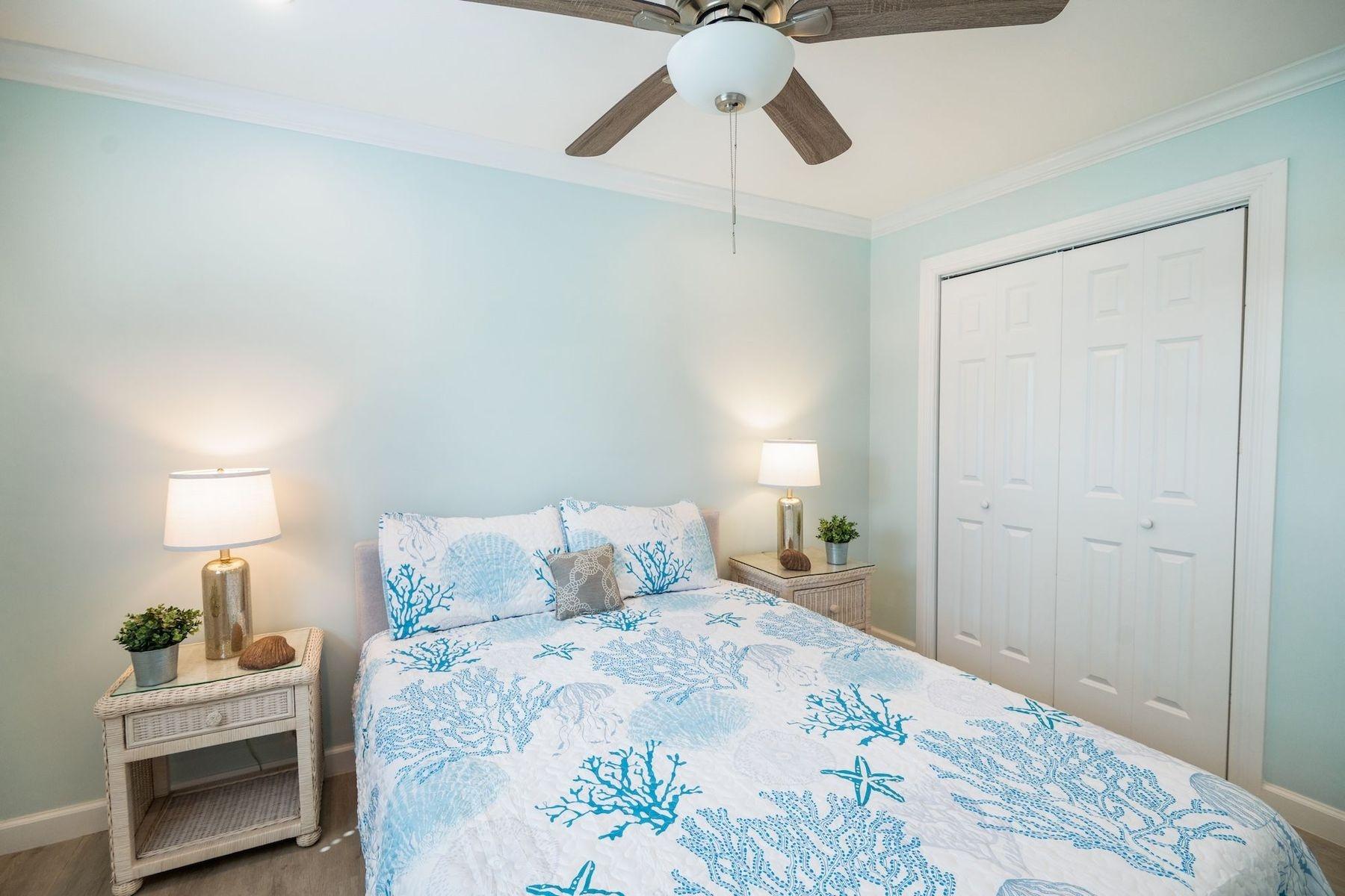 ROYAL POINCIANA 2611