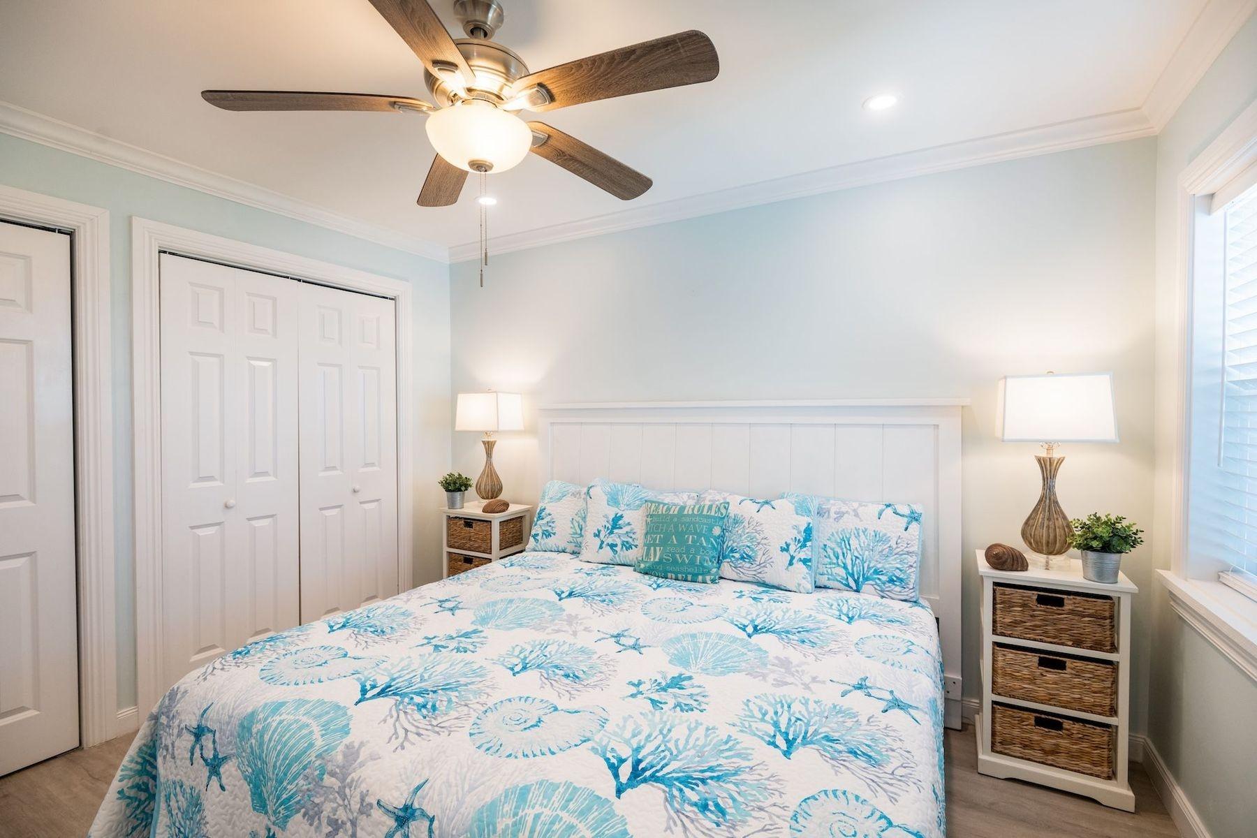 ROYAL POINCIANA 2611