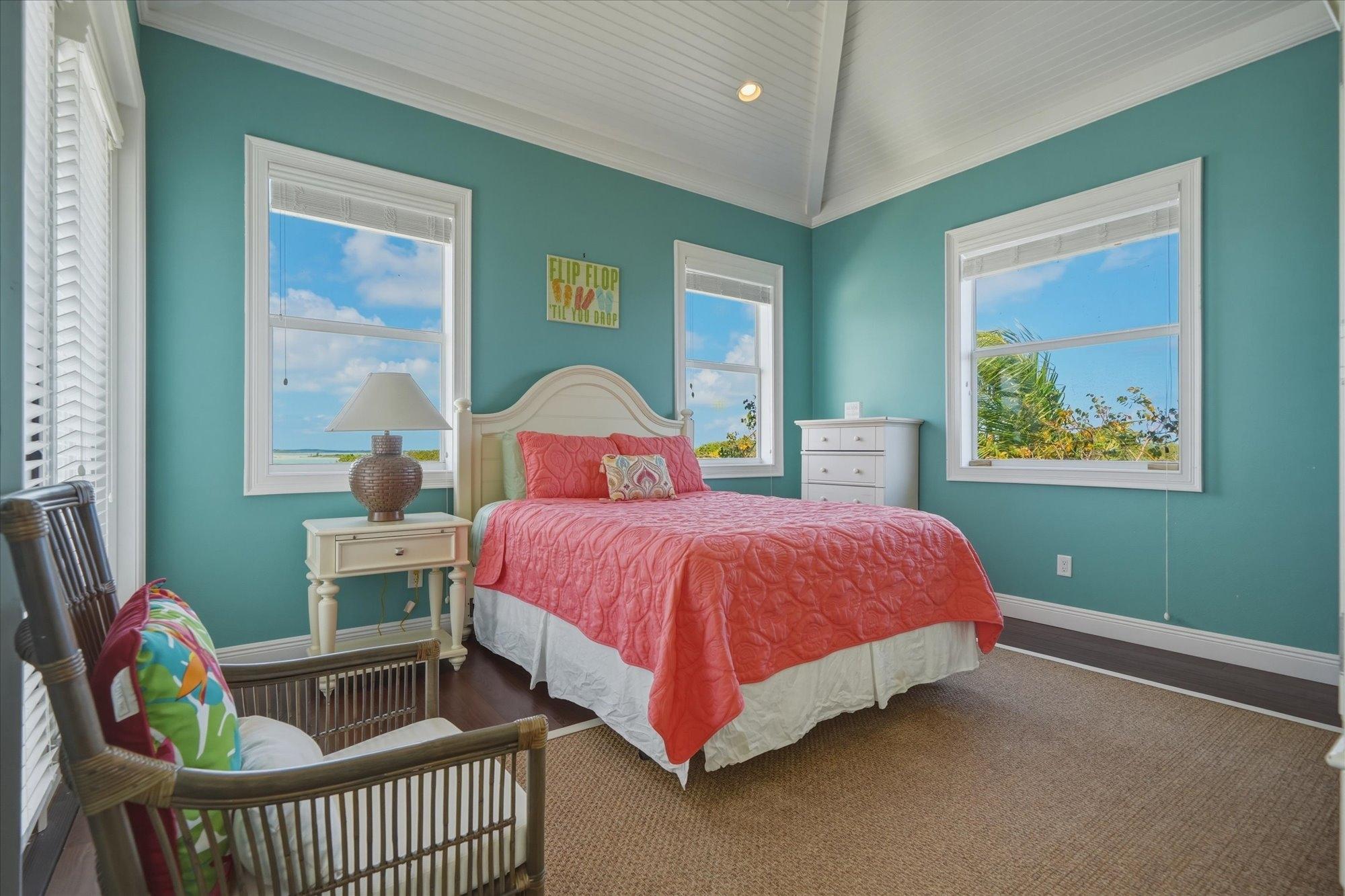 CROWN PIGEON ISLAND & CAY