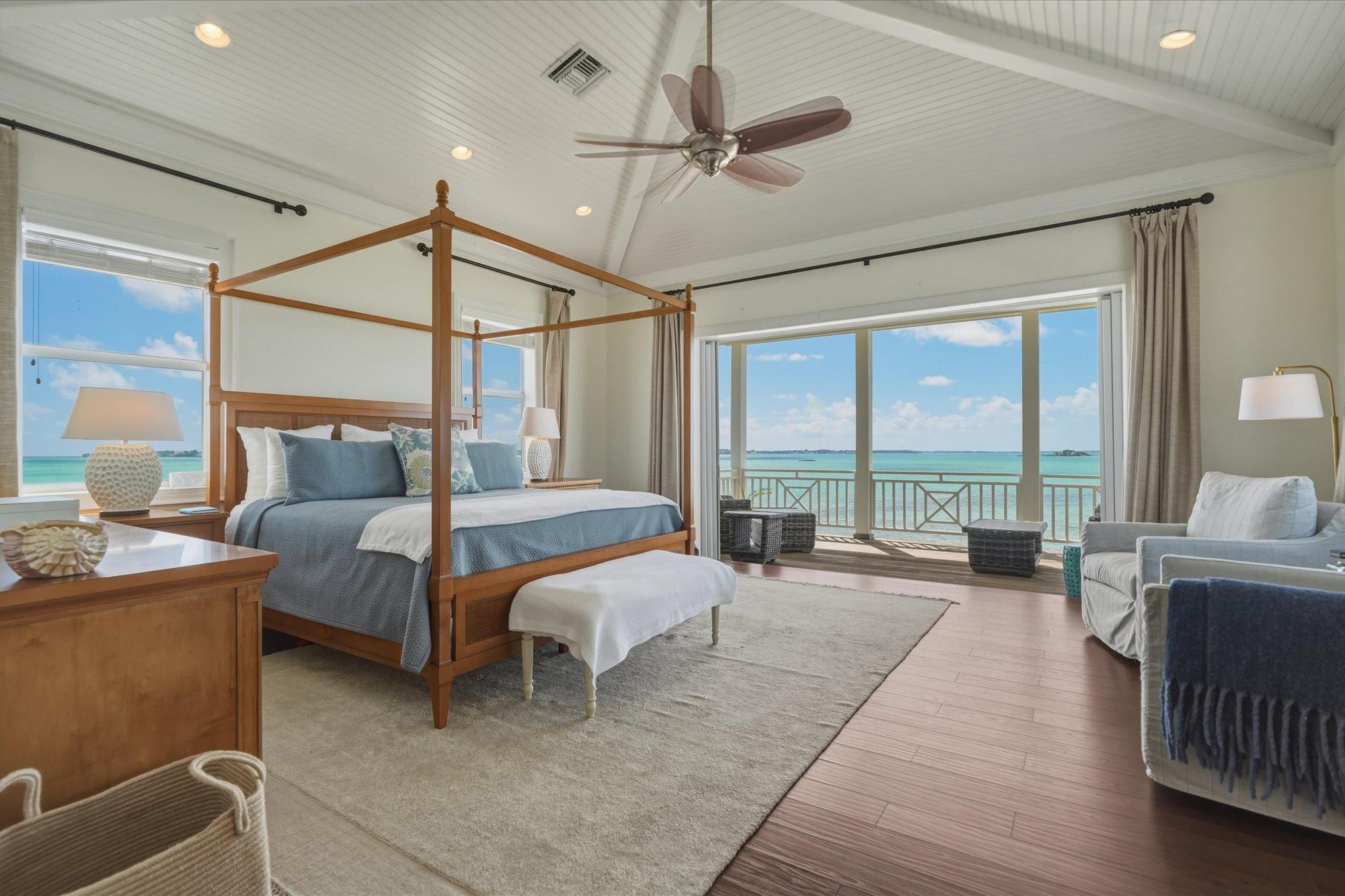 CROWN PIGEON ISLAND & CAY