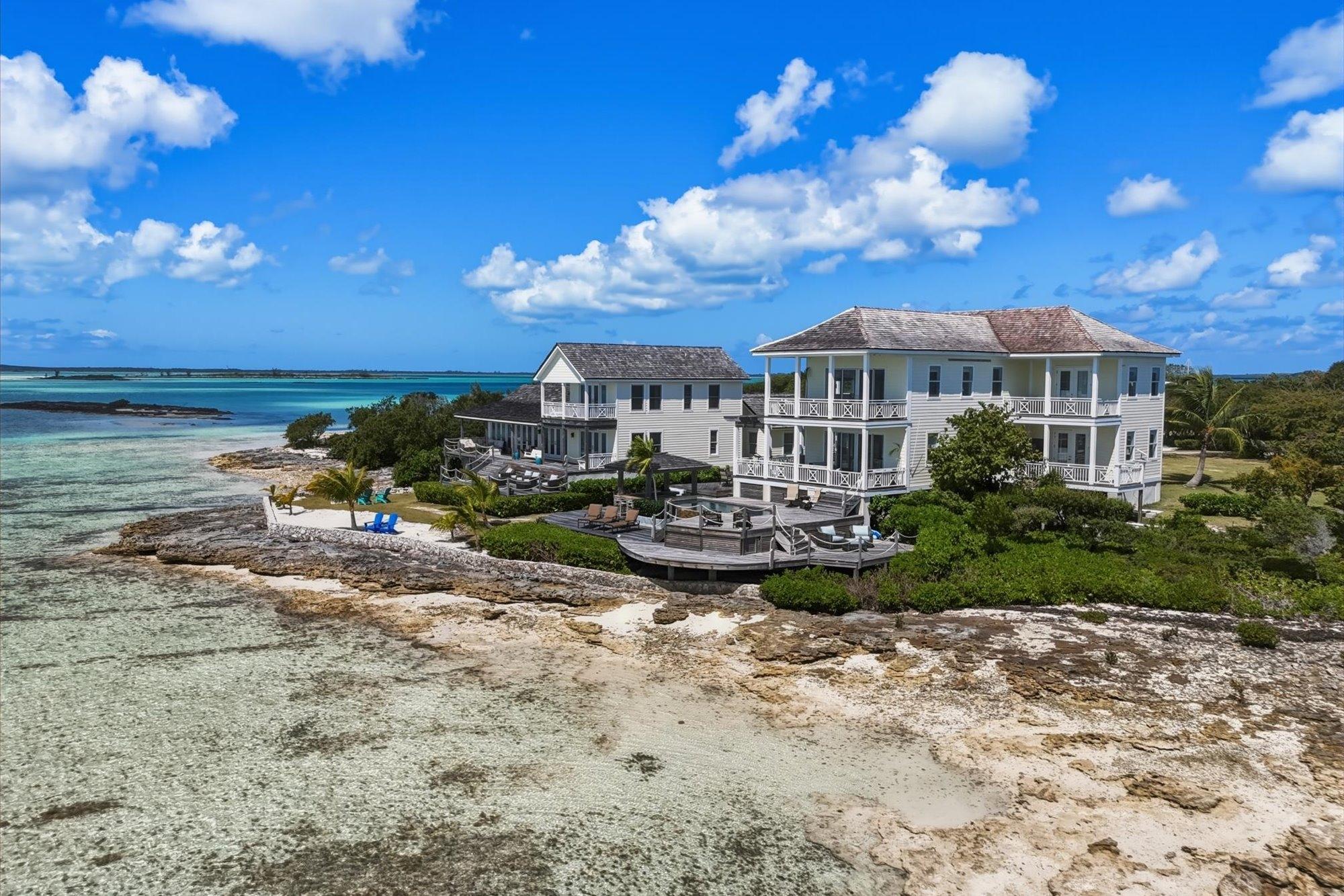 CROWN PIGEON ISLAND & CAY