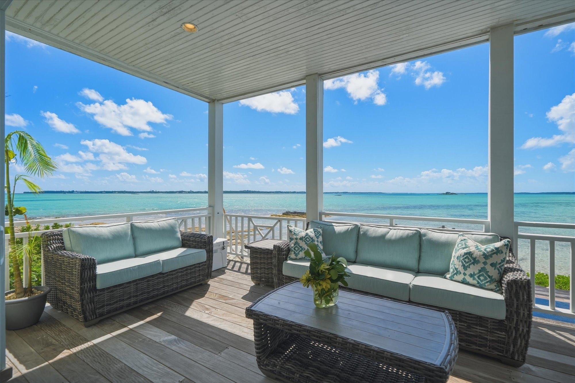 CROWN PIGEON ISLAND & CAY