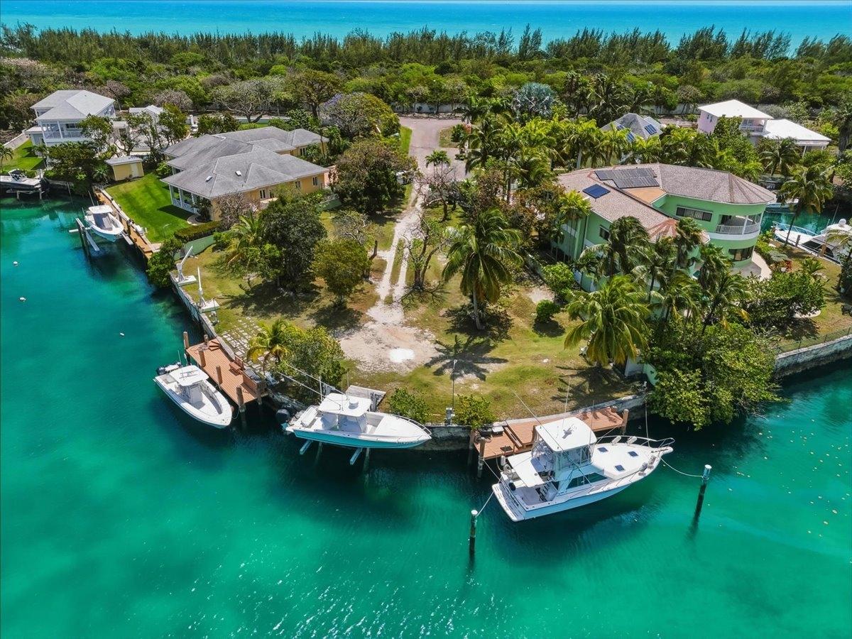 37 PORT NEW PROVIDENCE