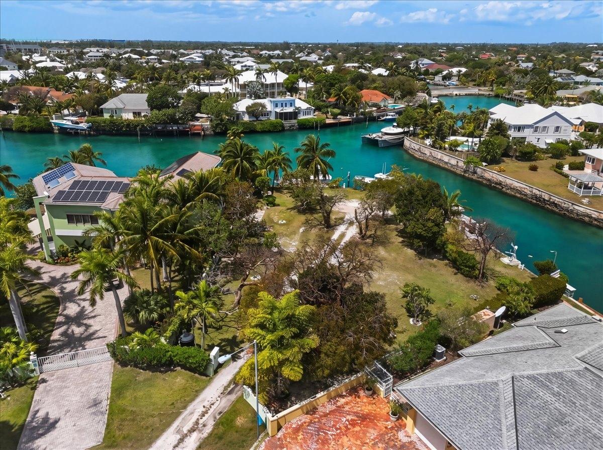 37 PORT NEW PROVIDENCE