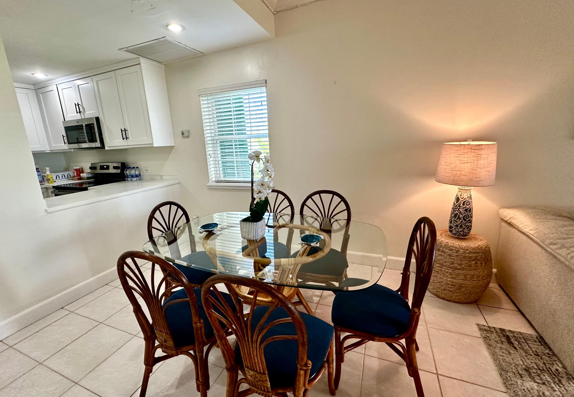 PARADISE HARBOUR CLUB