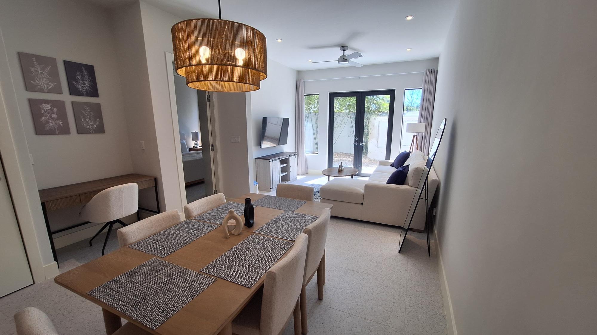 WEST END OFF WEST BAY ST