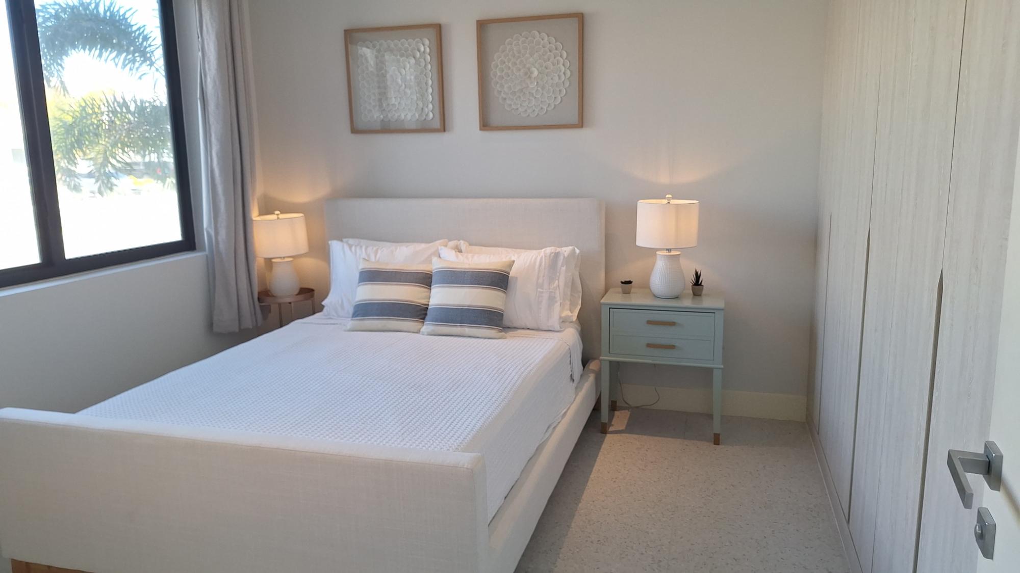 WEST END OFF WEST BAY ST