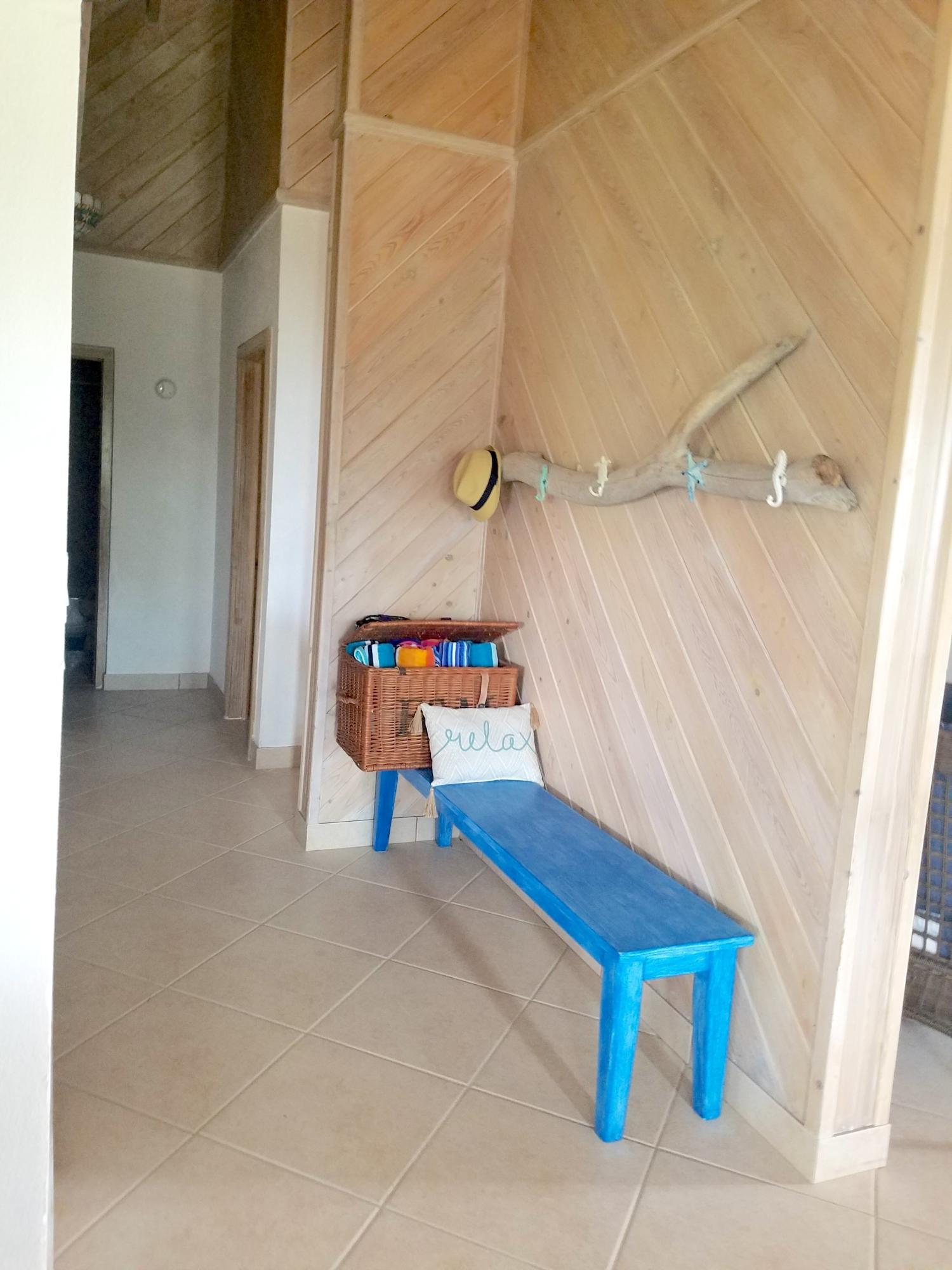 PETTY’S WATERFRONT HOME