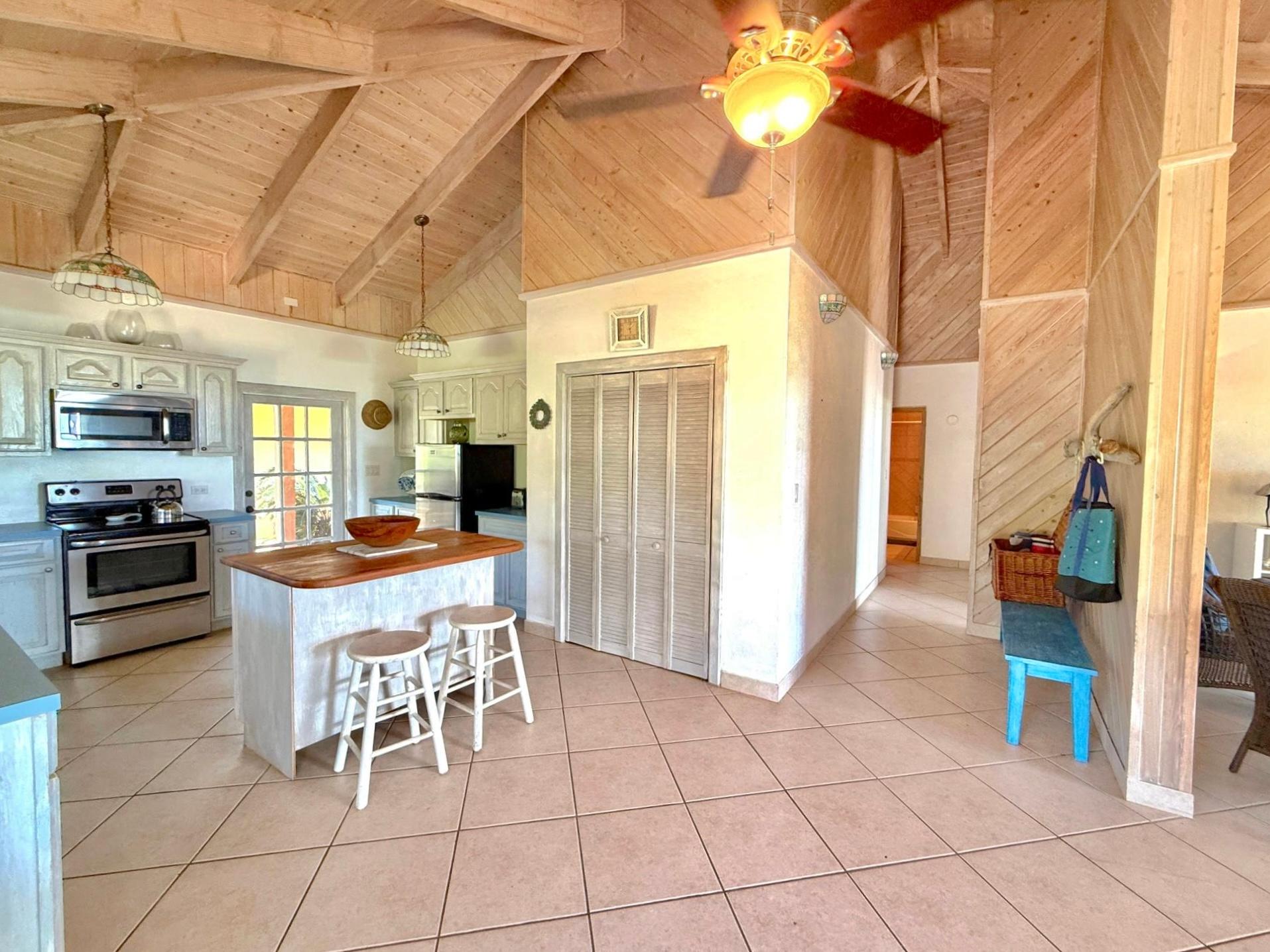 PETTY’S WATERFRONT HOME
