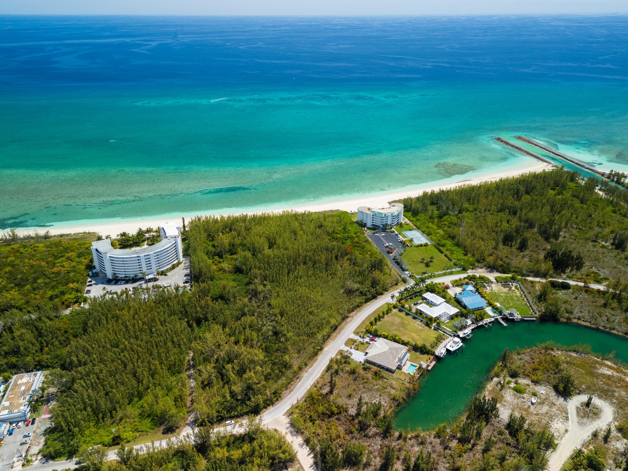 ROYAL PALM WAY