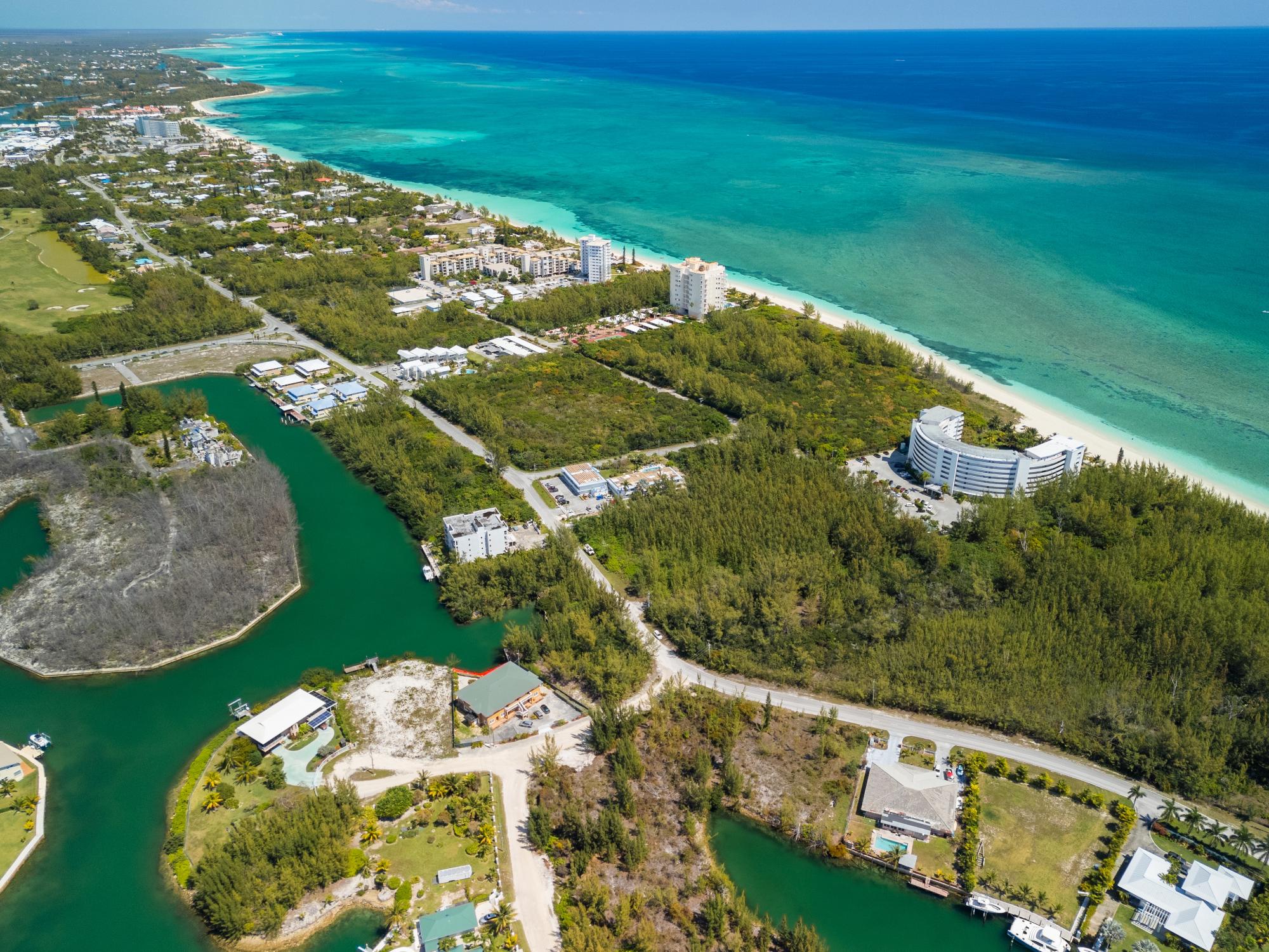 ROYAL PALM WAY