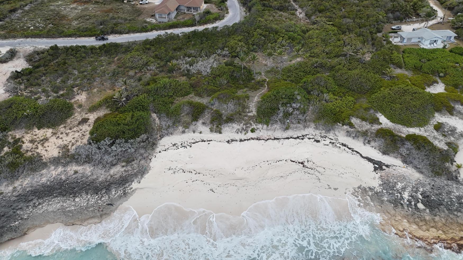 BEACHFRONT FARMERS HILL