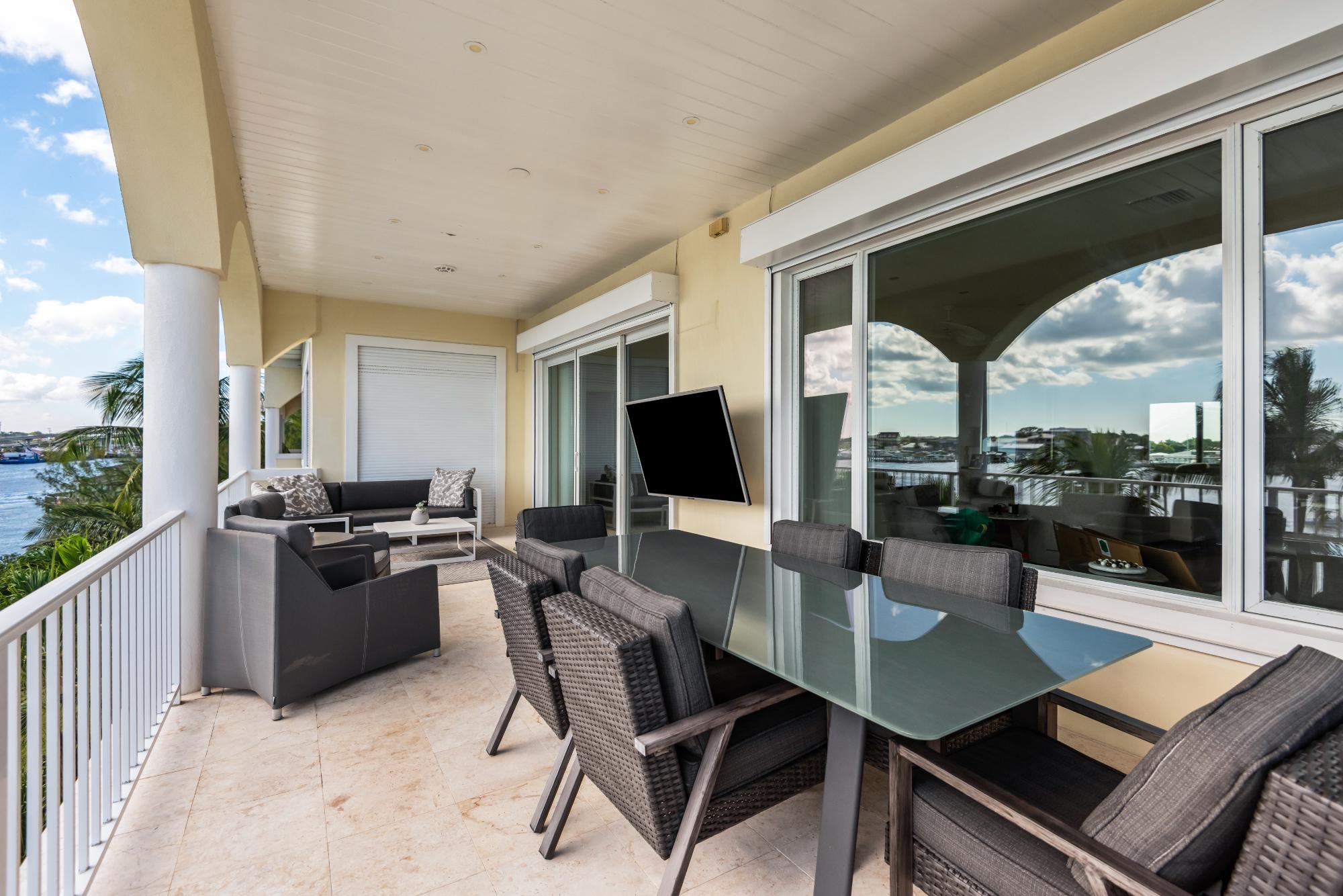 PARADISE ISLAND