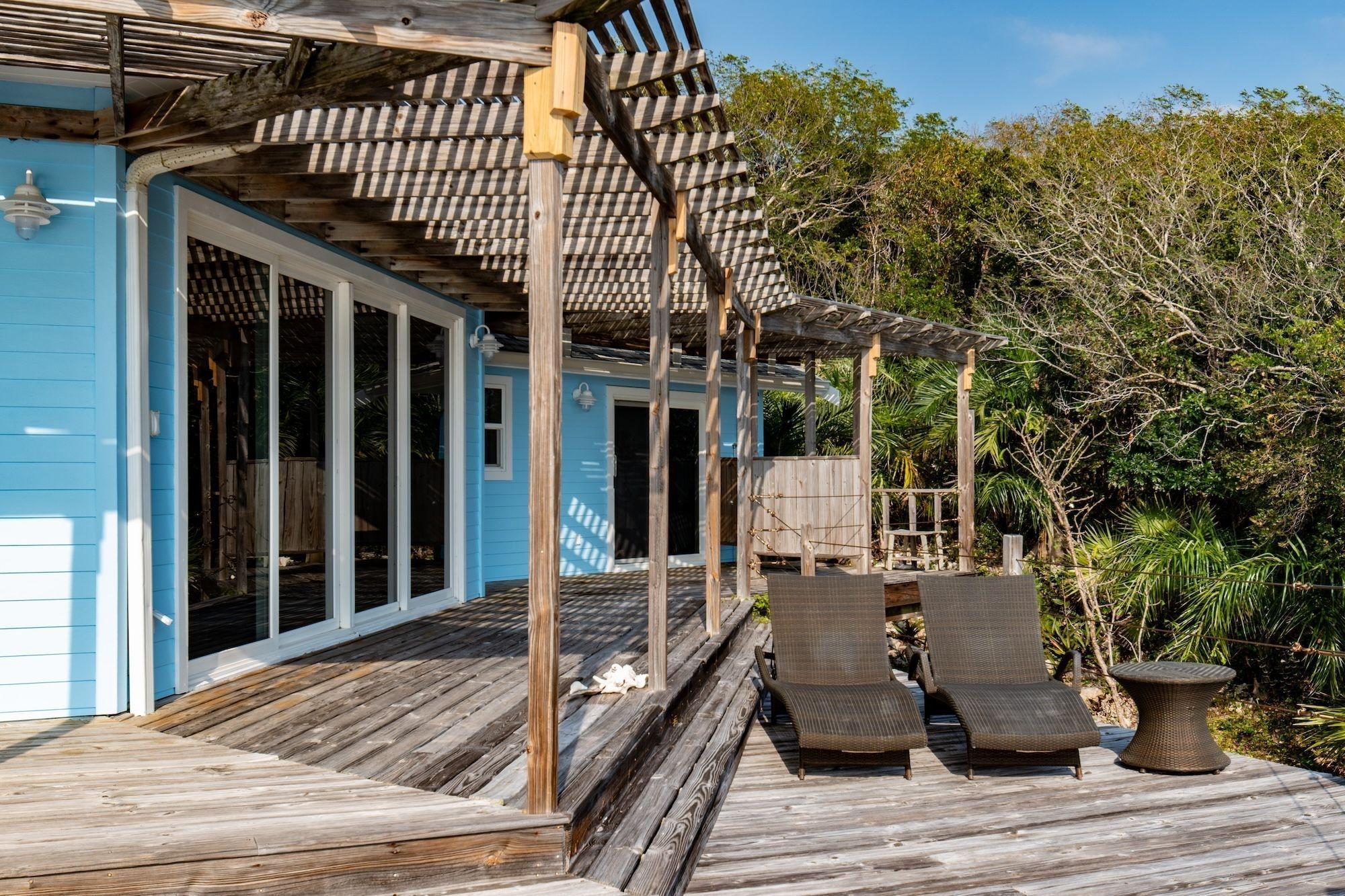 LAGUNA – CANAL HOME