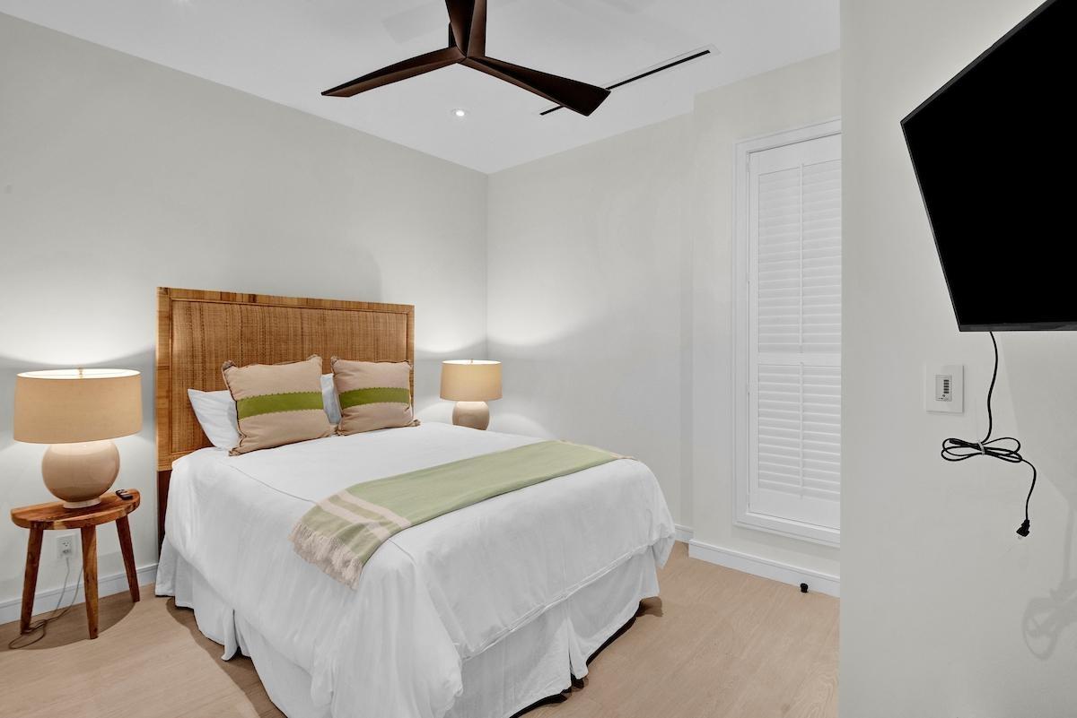 GOLDWYNN UNIT 222