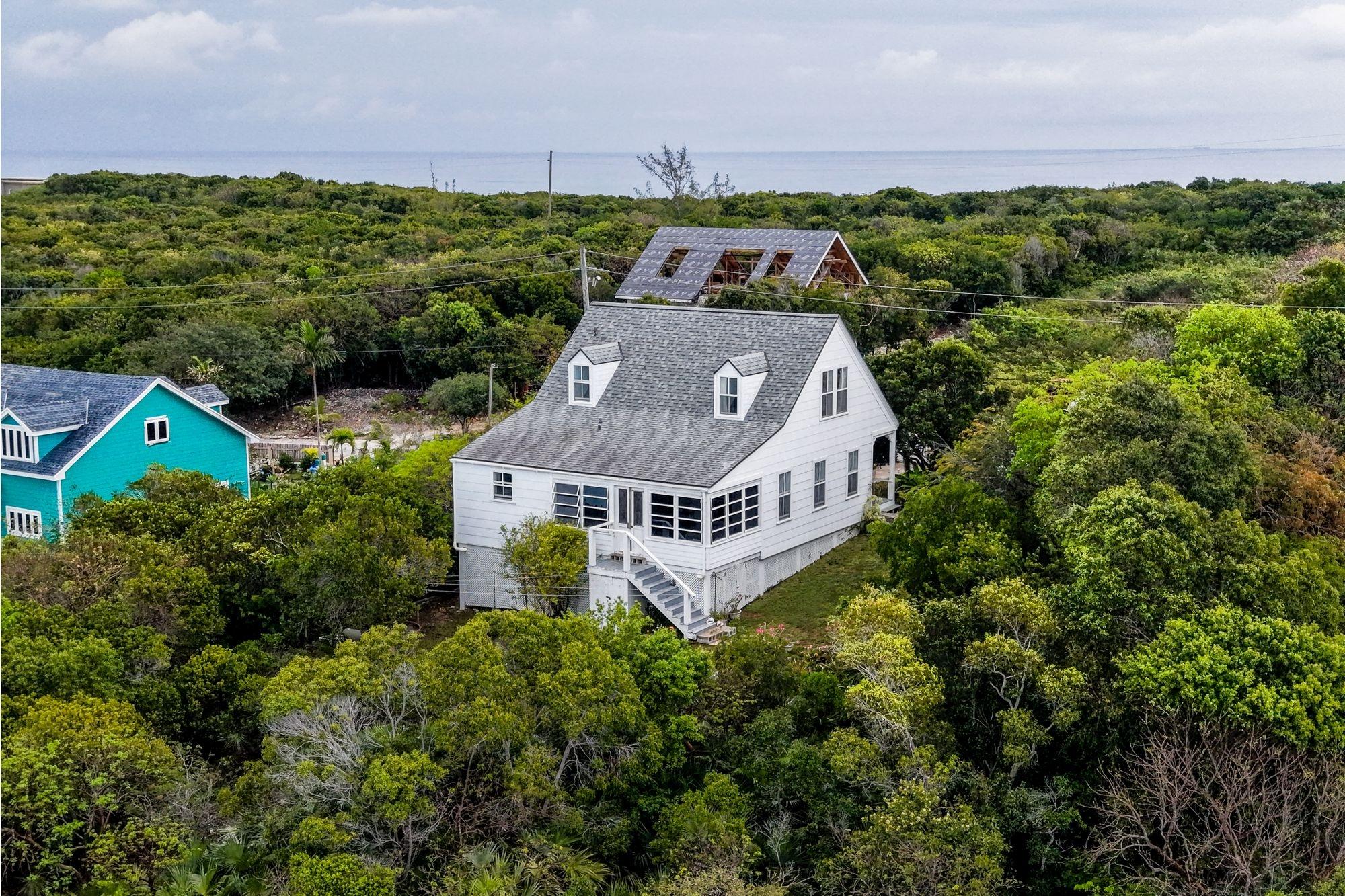 AUNTIE COTTAGE